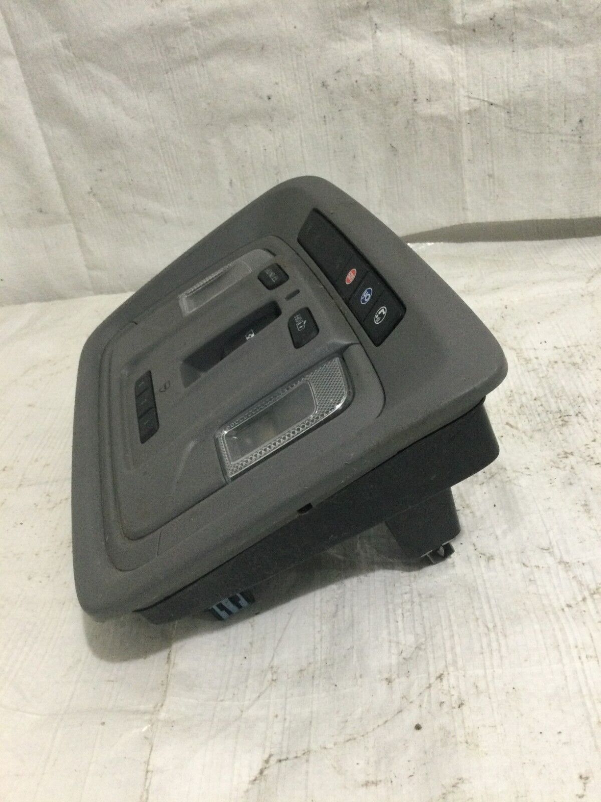 2020-2022 Chevrolet Silverado 3500 Front Sunroof Console 84903259 OEM