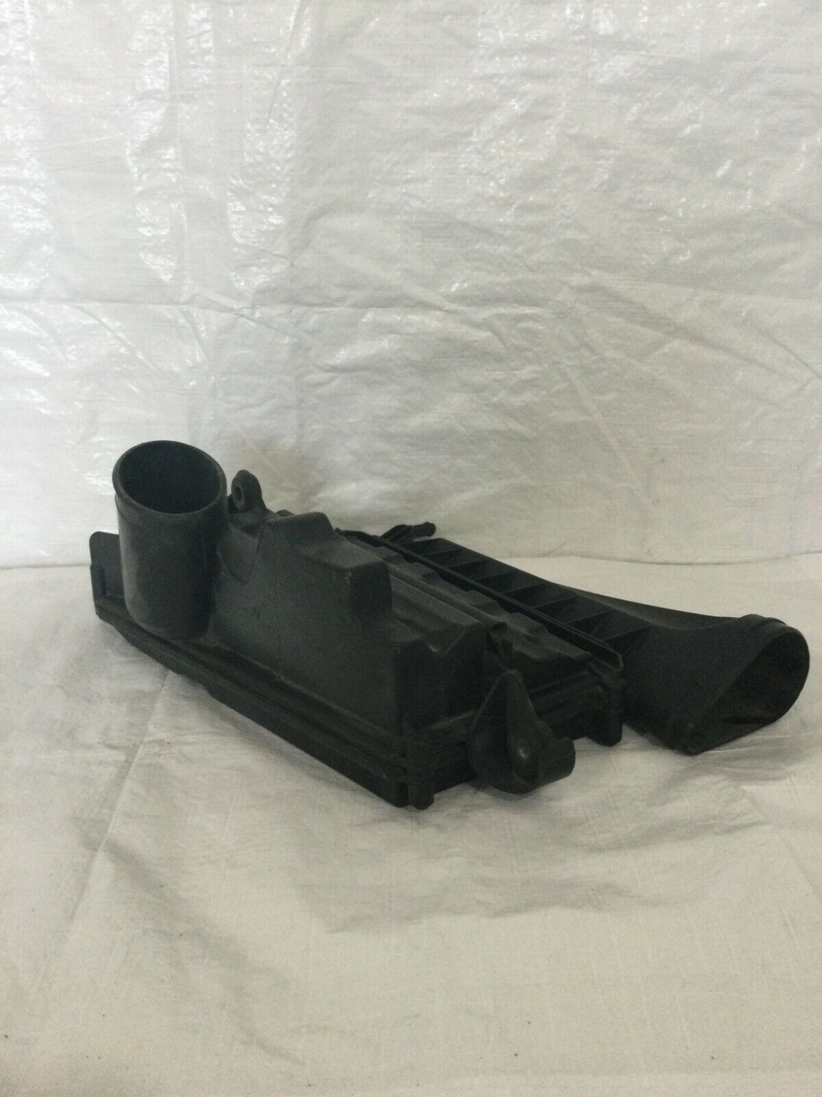 Mercedes W164 ML350 S350 Bluetec Diesel Air Intake Filter Box Right 6420904201
