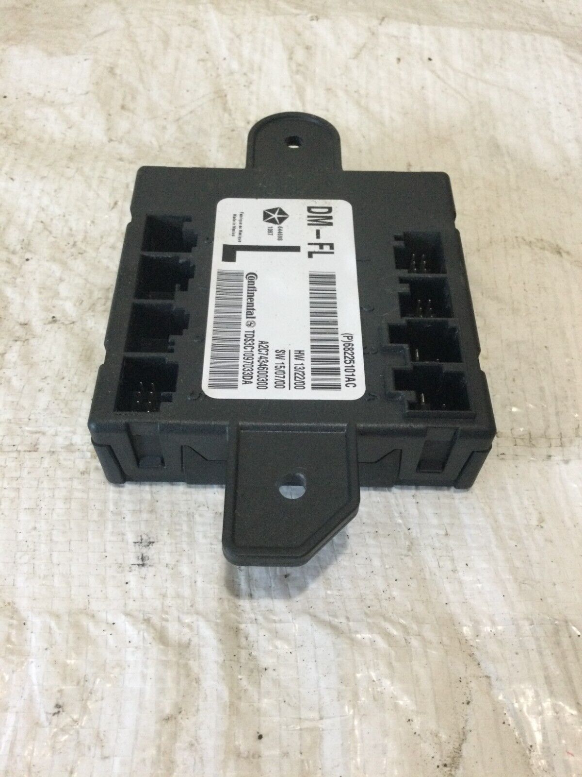68225101AC 2017 Ram 3500 Front Left Door Control Module OEM LH