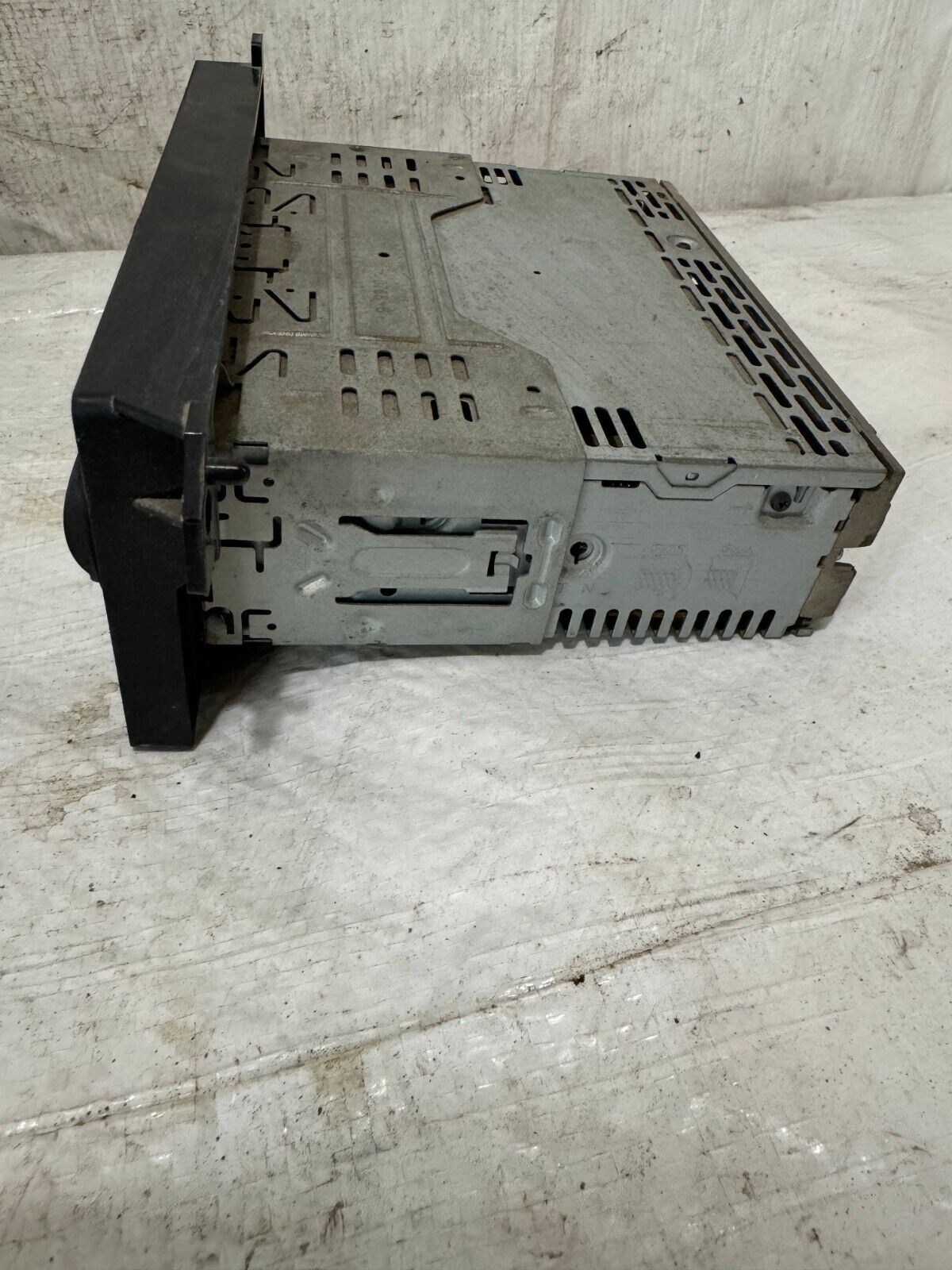 1998 Dodge Ram 2500 Sony CDX GT21W CD Player MP3 In Dash Receiver OEM