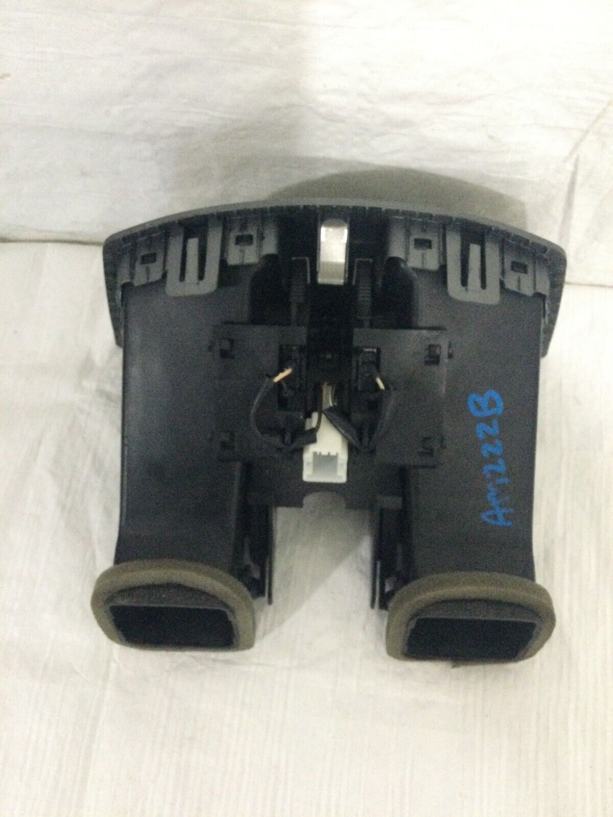 02-08 BMW E65 E66 745Li REAR CENTER CONSOLE A/C AC AIR HEATER VENT OEM 7002395