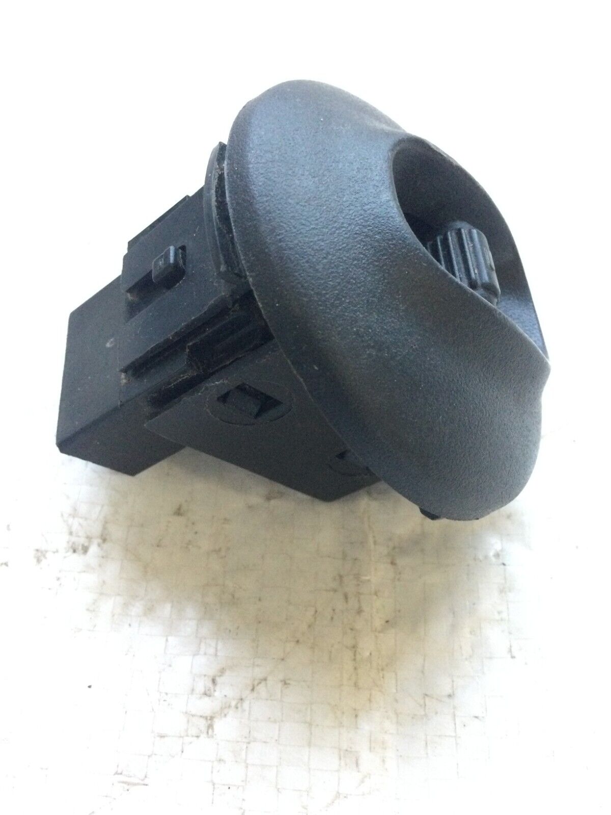 Rear Window Switch with Bezel 2003-2005 Ram 1500 2500 3500, LH or RH, 56007695AC