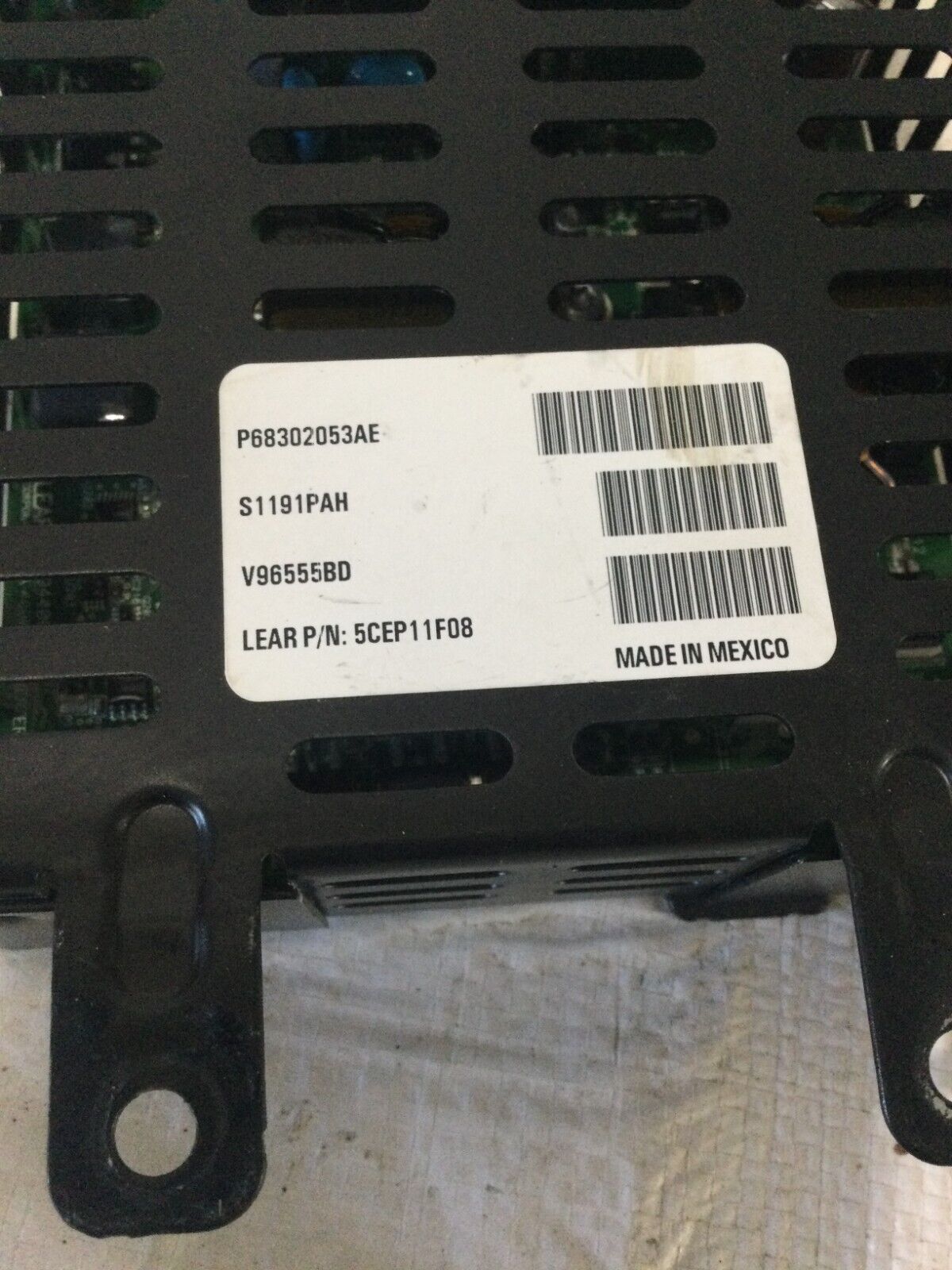 2021 RAM 3500 Power Inverter Moudle 68302053AE OEM
