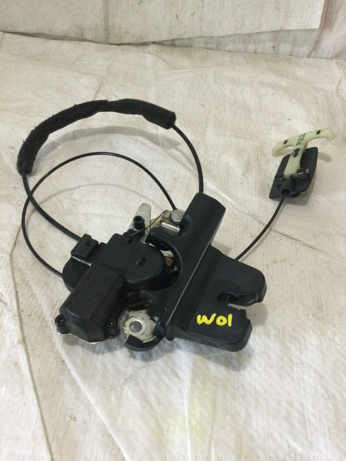 2006-2010 Infiniti M35 M45 Trunk Lock Latch W/Release Cable OEM