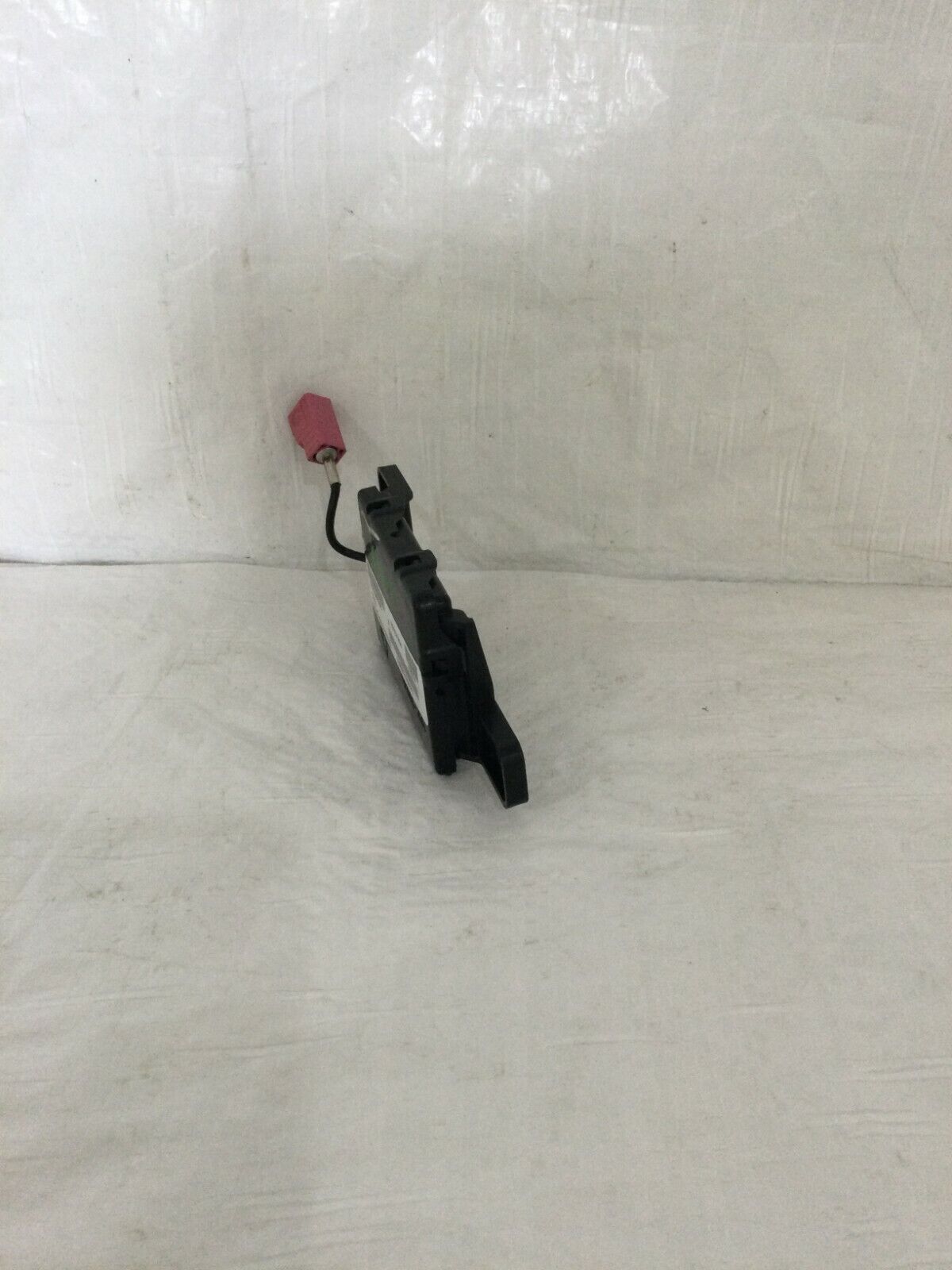 Remote Start & Keyless Entry Antenna Module 2015 Dodge RAM 1500 68144668AB OEM