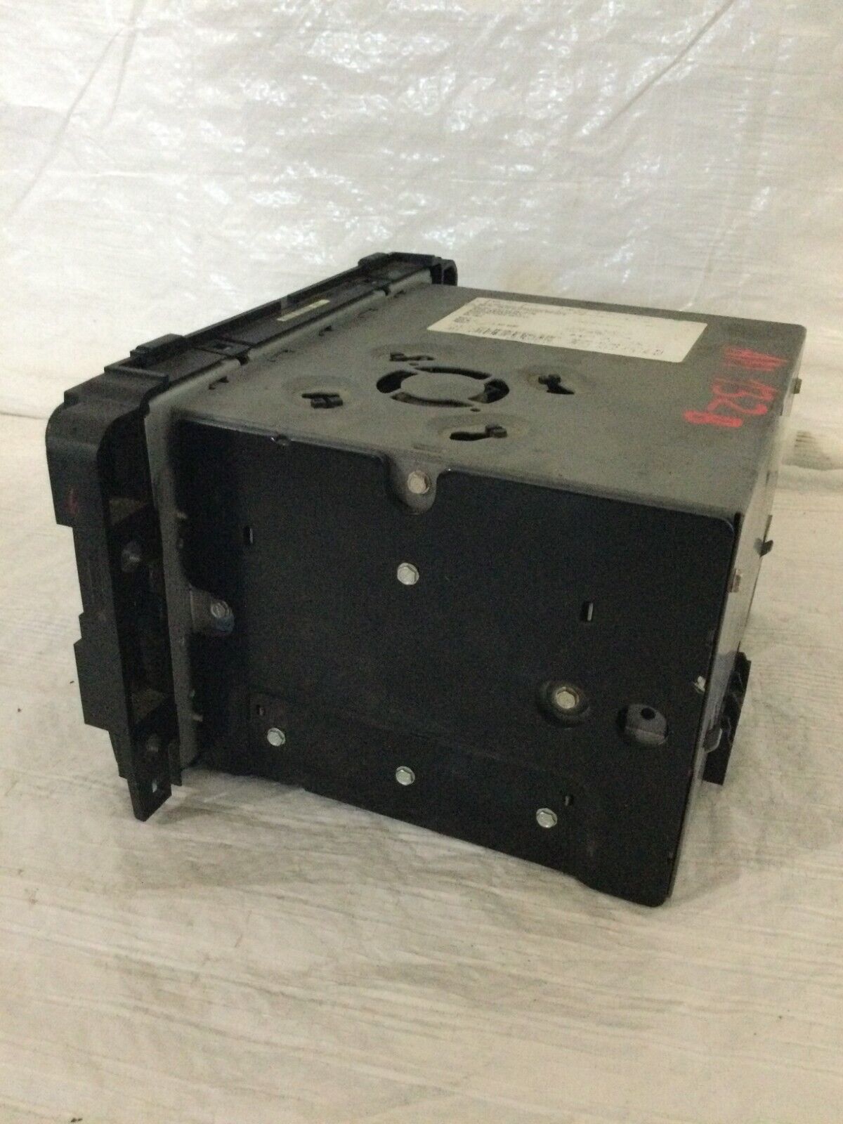 Chevy GMC OEM Truck 6 Disc CD, Auxiliary AM/FM Radio GM 28076179