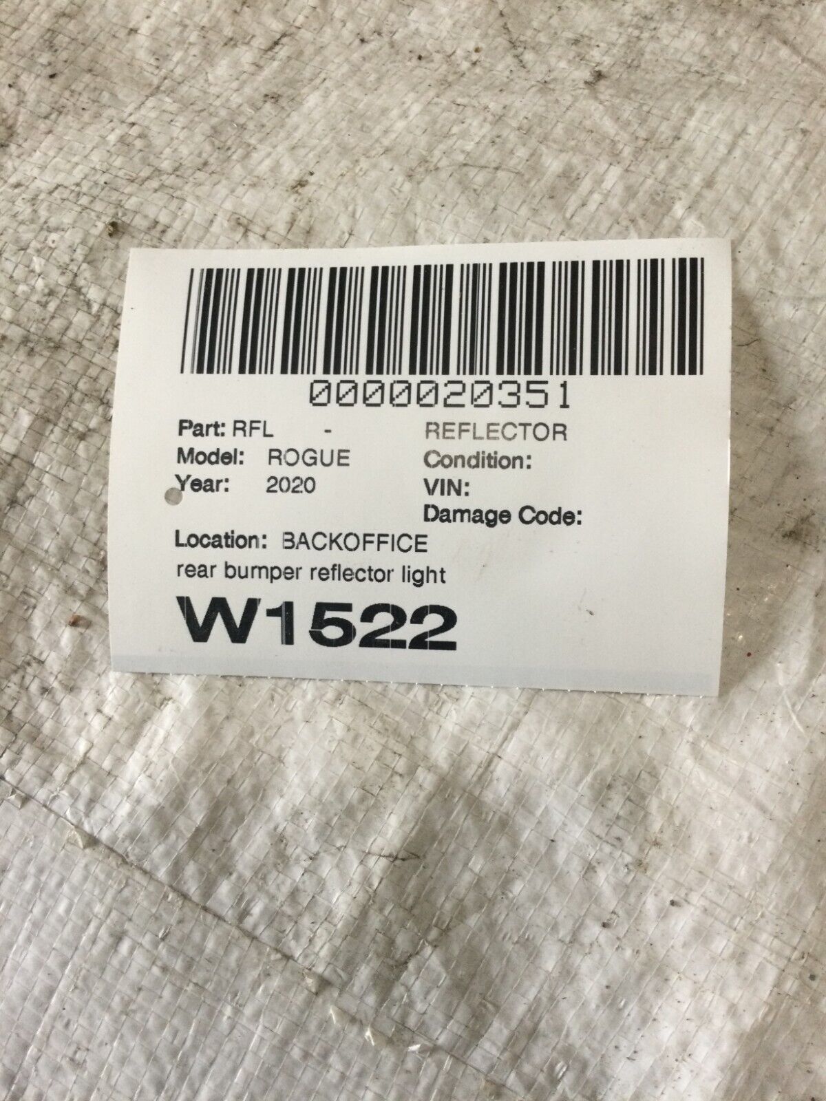 2020 Nissan Rogue Rear Bumper Reflector Left & Right OEM