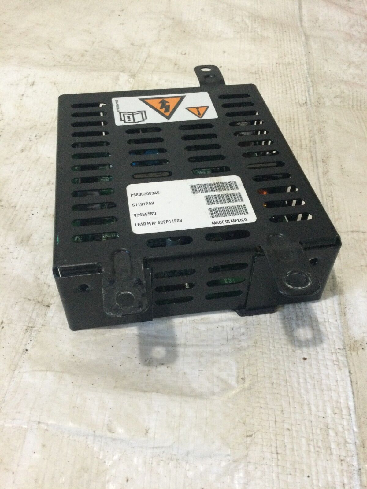 2021 RAM 3500 Power Inverter Moudle 68302053AE OEM