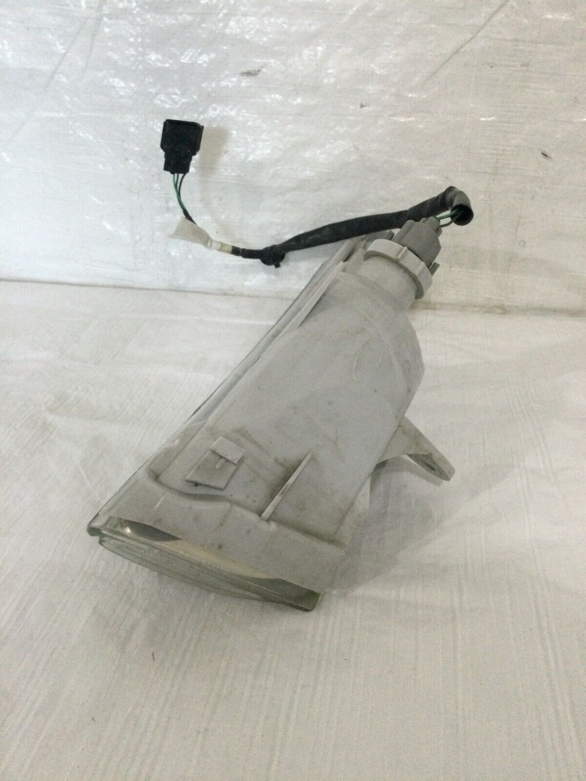 Nissan Altima Parking Signal Light Assembly 2013-2015 Passenger Side Sedan