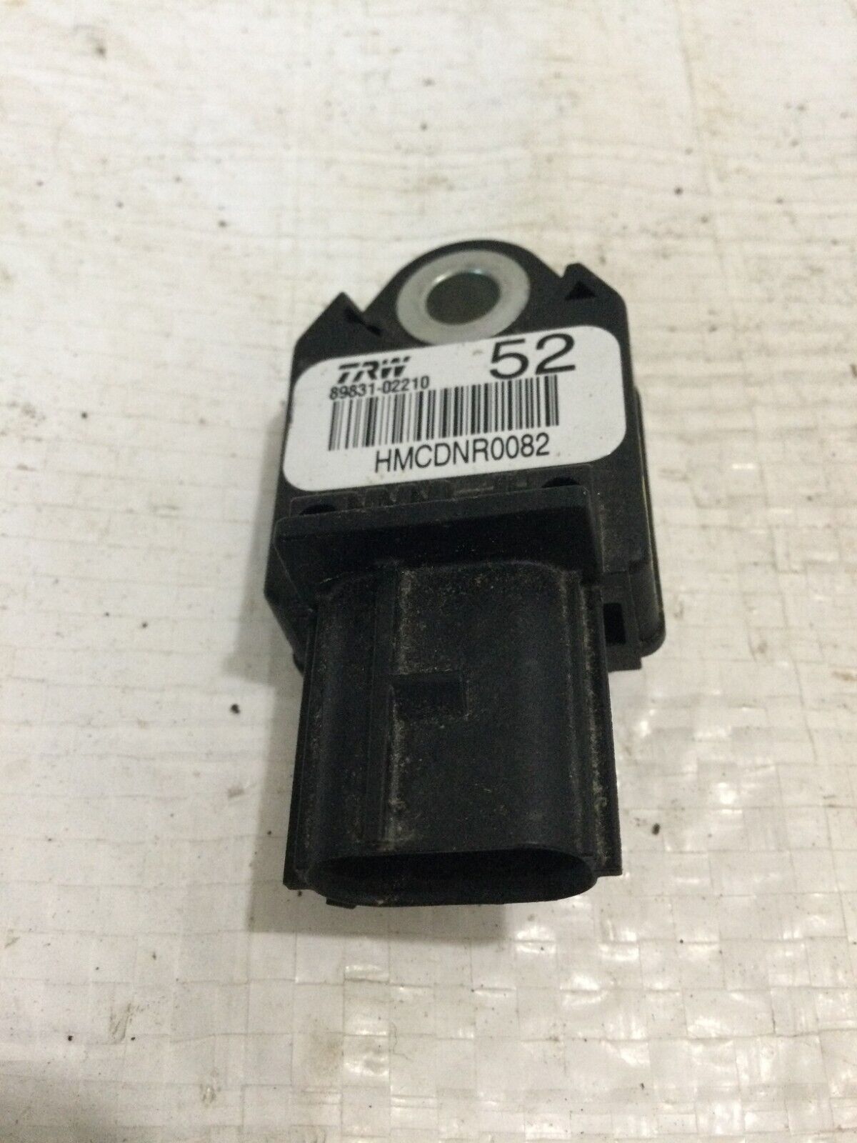 14 15 16 Toyota Corolla Rear Back Left Crash Sensor Module 89831-02210 OEM