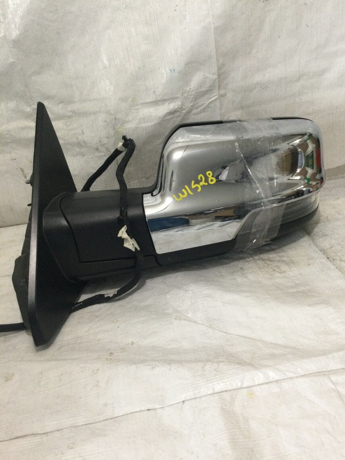 2023 Dodge Ram 1500 Left Side View Chrome Door Mirror W/ Camera OEM ( NO GLASS )