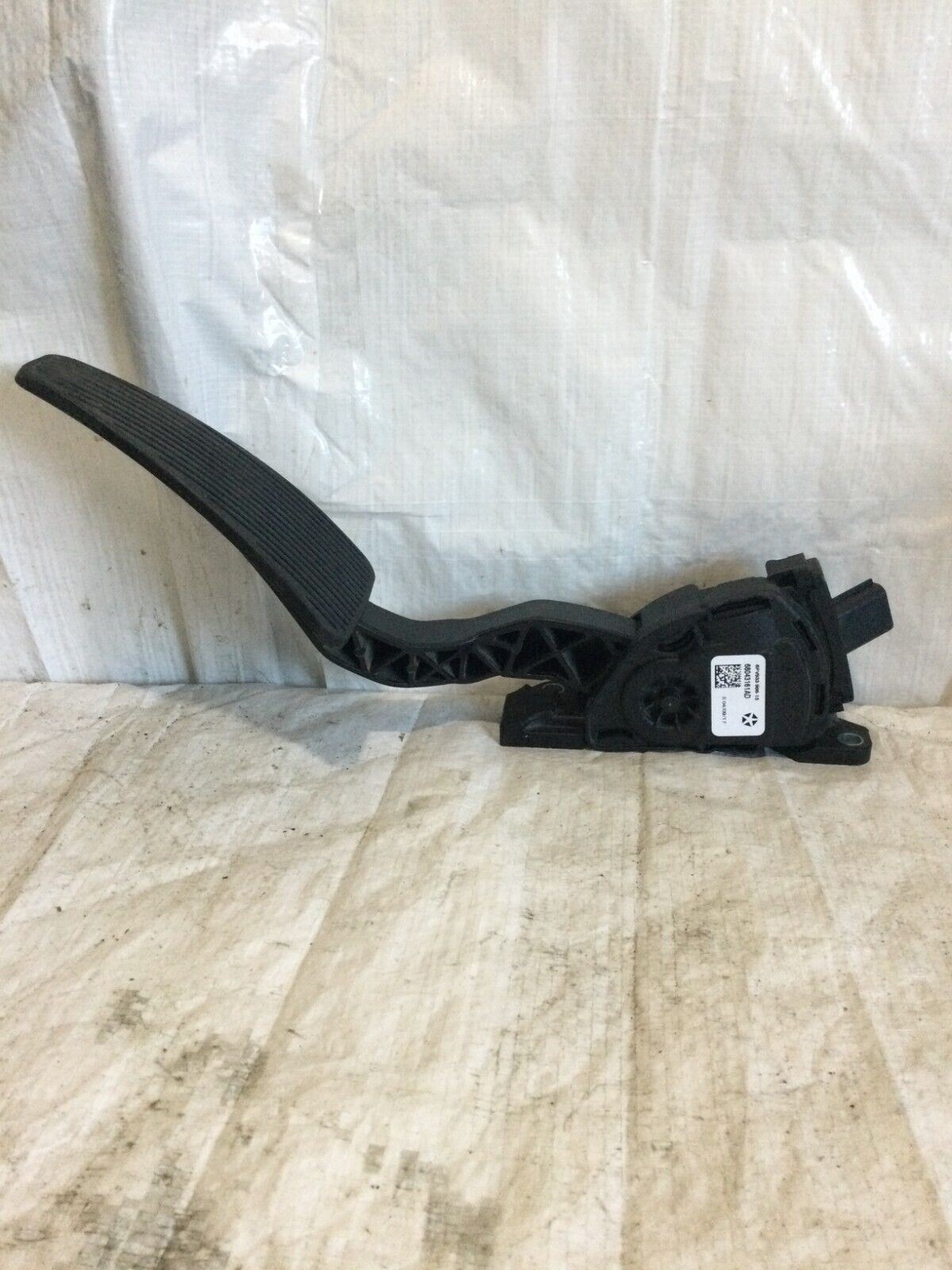 Accelerator Gas Pedal 2010-2018 Ram 1500 2500 3500 68043161AD OEM