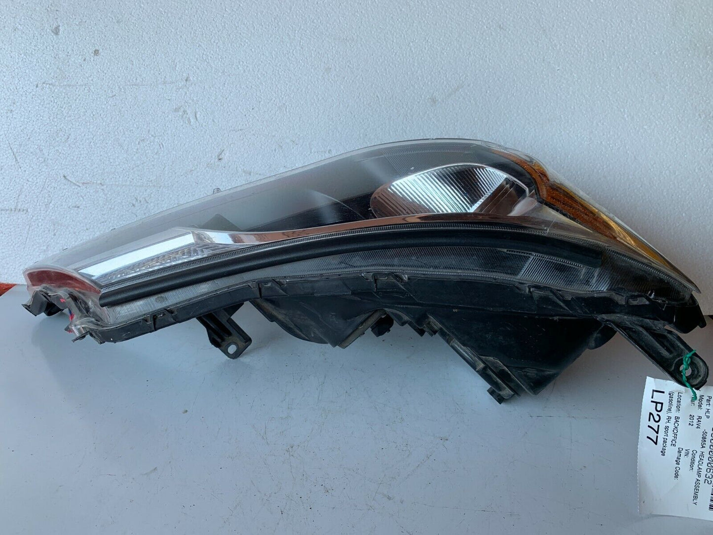 Headlight For 2013-2015 Toyota RAV4 2014 Right Passenger Side RH