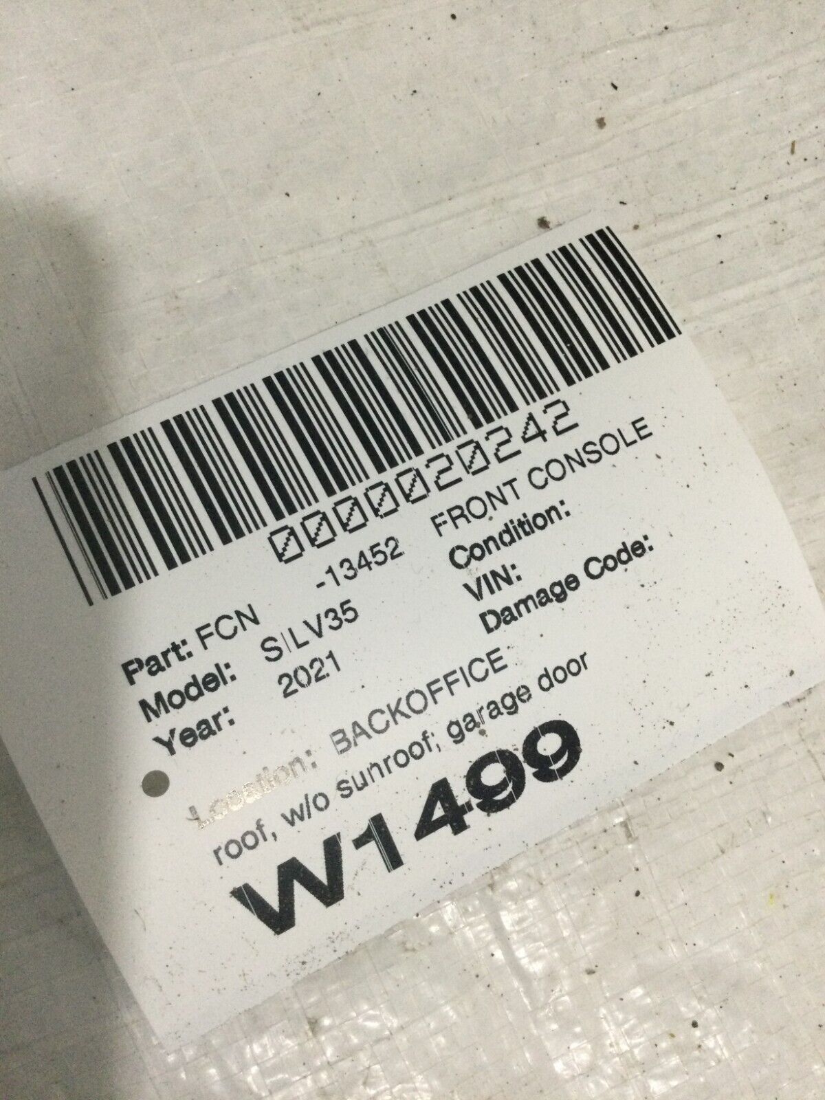 2020-2022 Chevrolet Silverado 3500 Front Sunroof Console 84903259 OEM