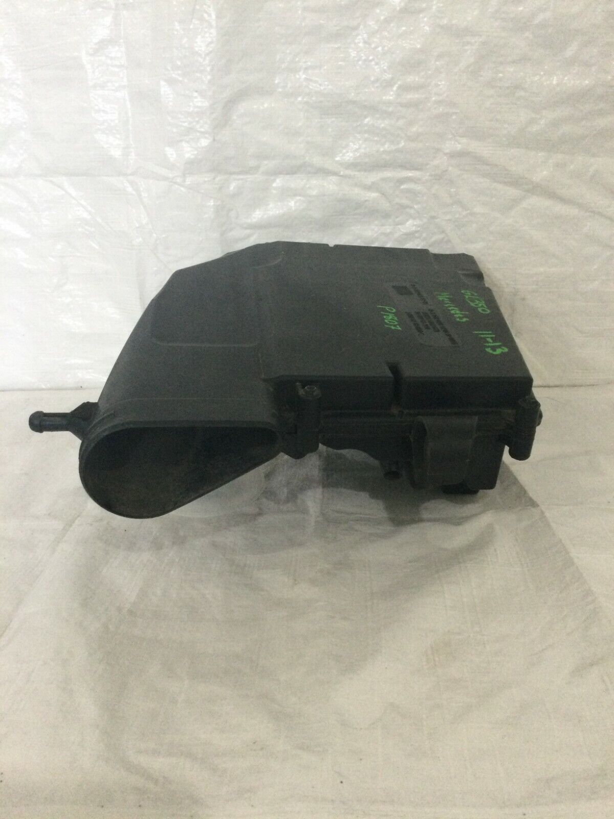 Mercedes W164 ML350 S350 Bluetec Diesel Air Intake Filter Box Right 6420904201
