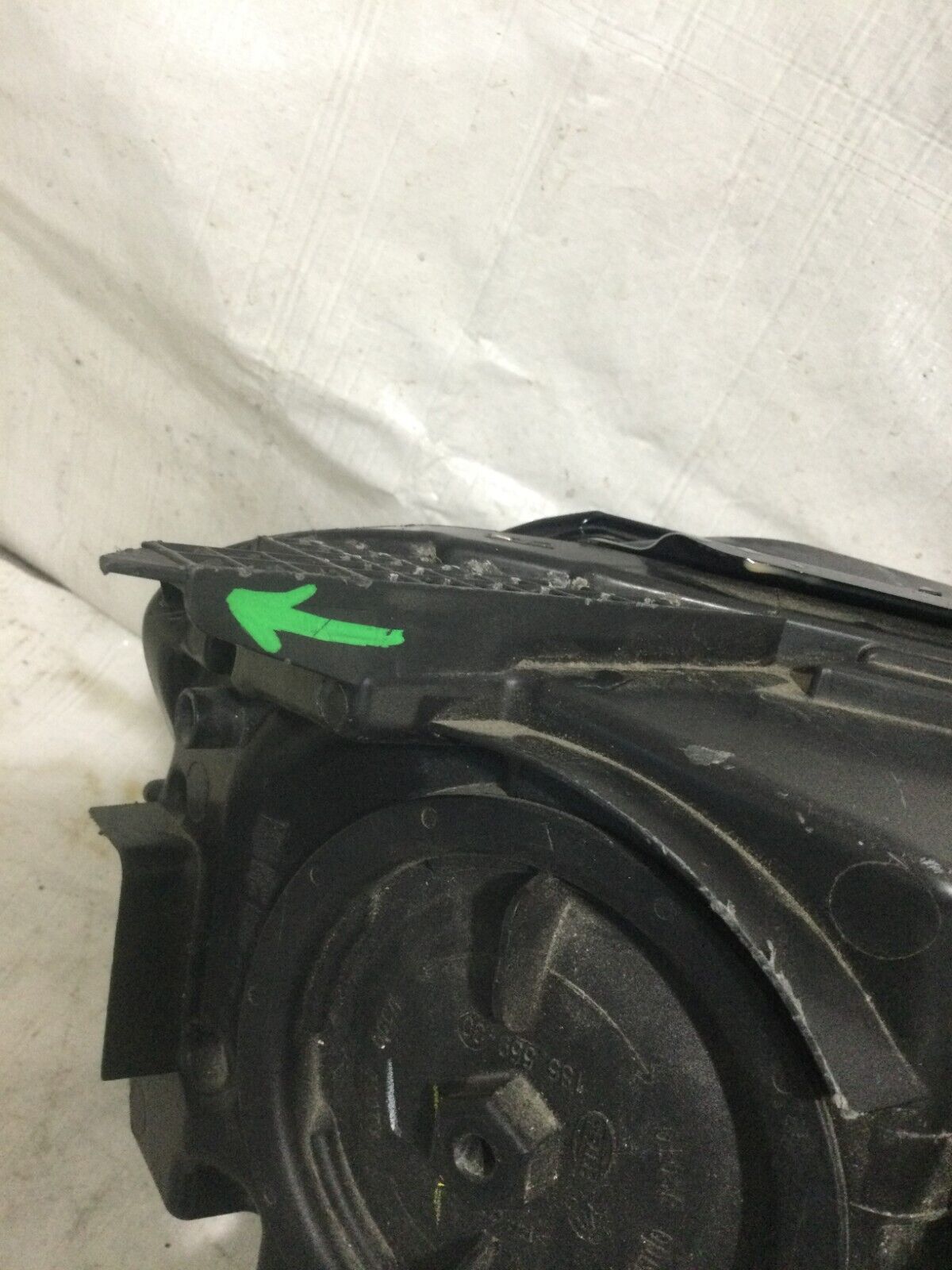 2021 GMC Terrain Left Driver HID Xenon Headlight 84312726 OEM ( DAMAGE TAB )