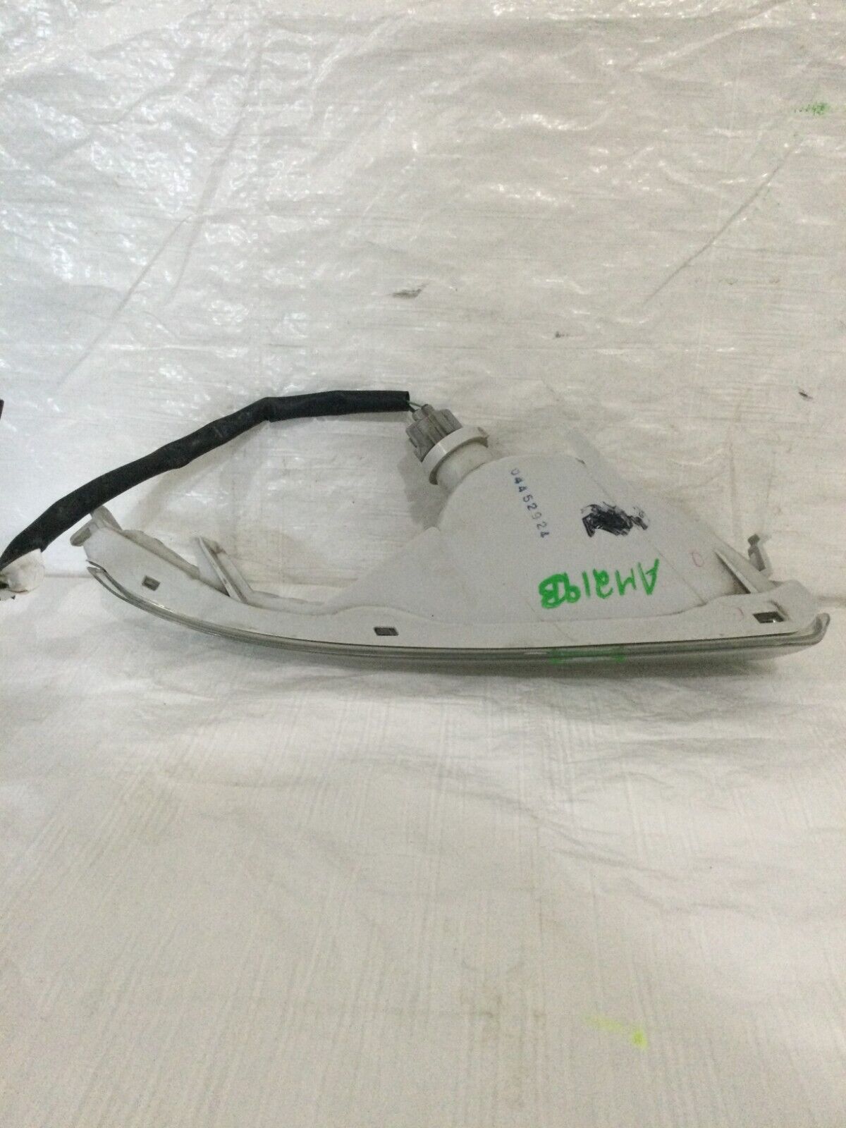 Nissan Altima Parking Signal Light Assembly 2013-2015 Passenger Side Sedan