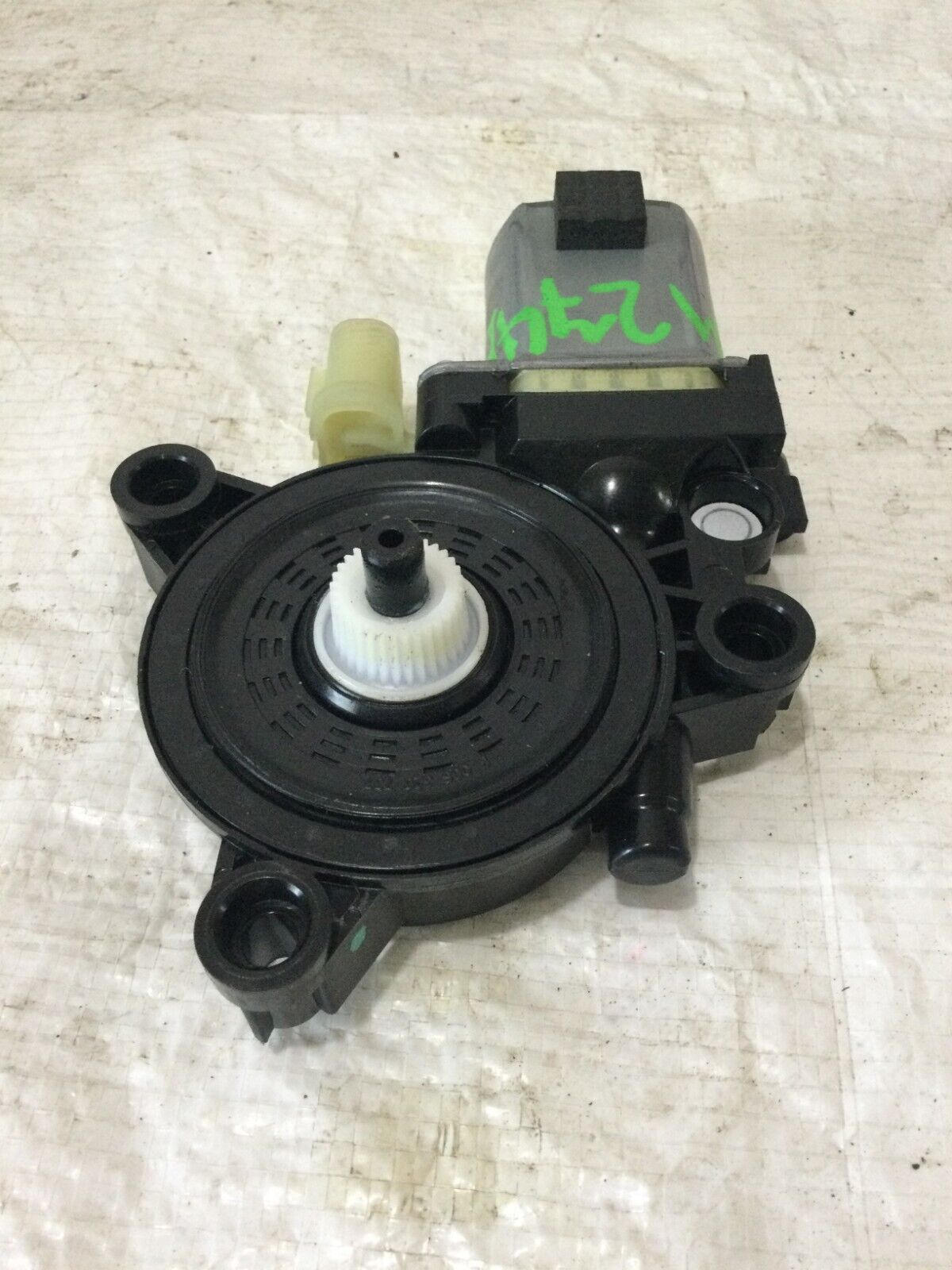 2020 Kia Forte Front Right Side Power Window Motor OEM