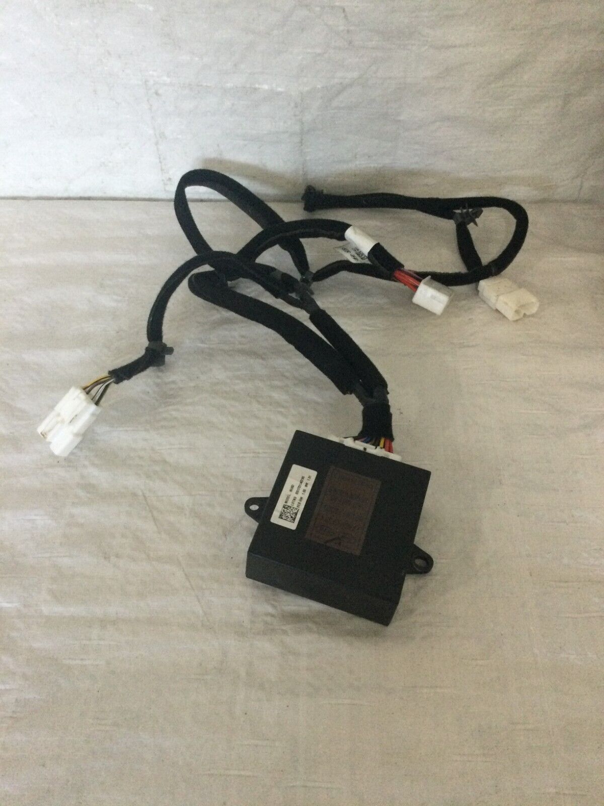 Hyundai Elantra 2017-2018 Hyundai 89196F2000 Rear Seat Heater Control Module OEM