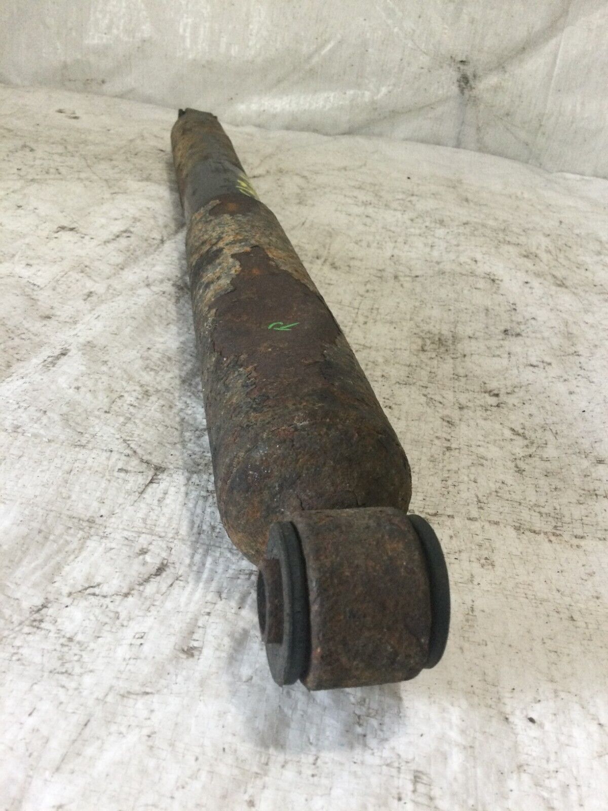 2006 GMC Sierra 2500 Right Rear Shock Absorber OEM