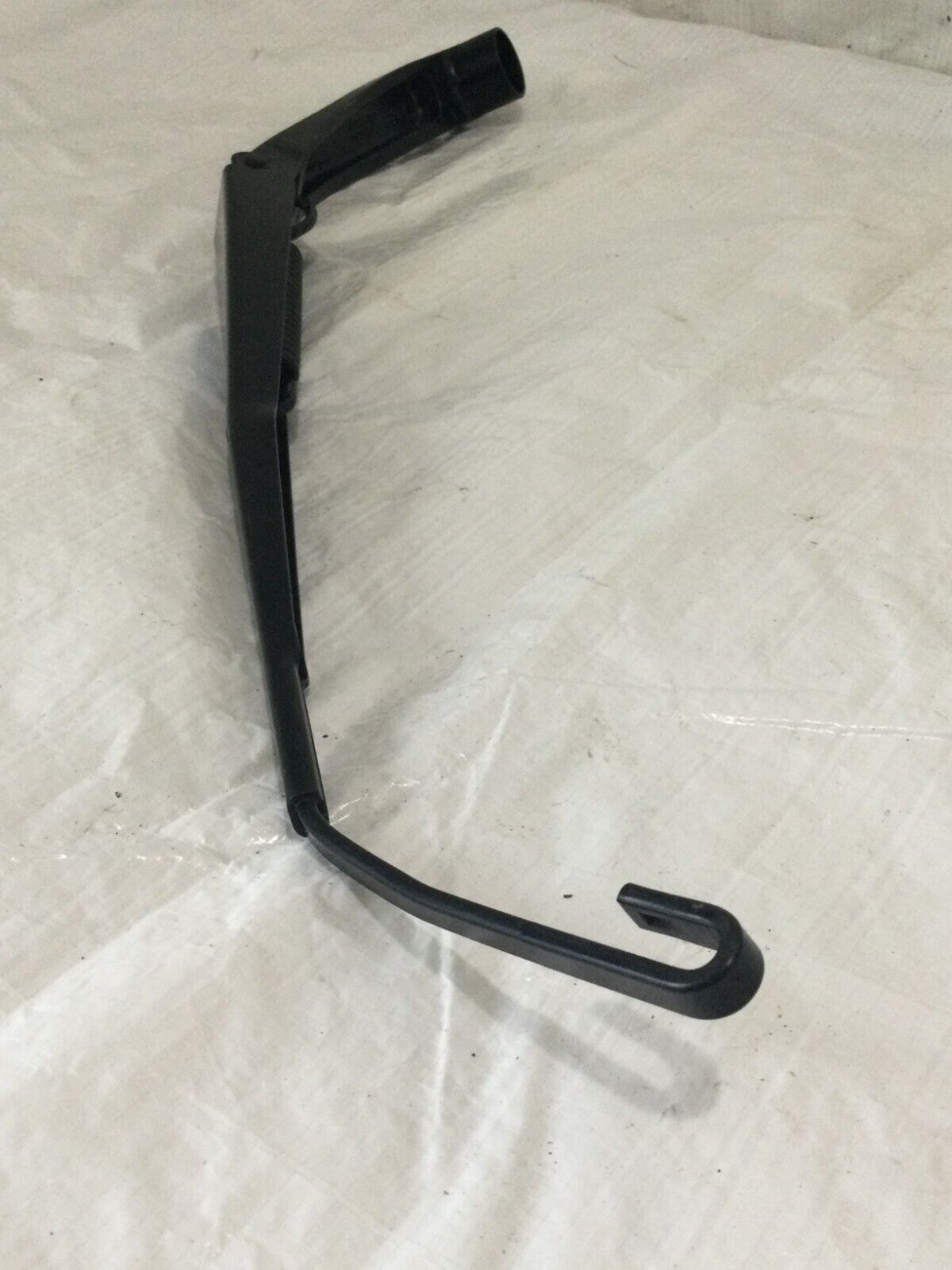 2020 Nissan Rogue Right Rear Windshield Wiper Arm OEM