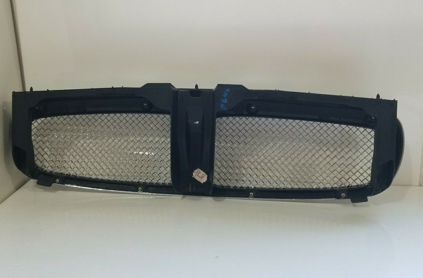 1998-2003 Jaguar XJ8 Front Grille Chrome Grill Mesh OEM W/O Emblem