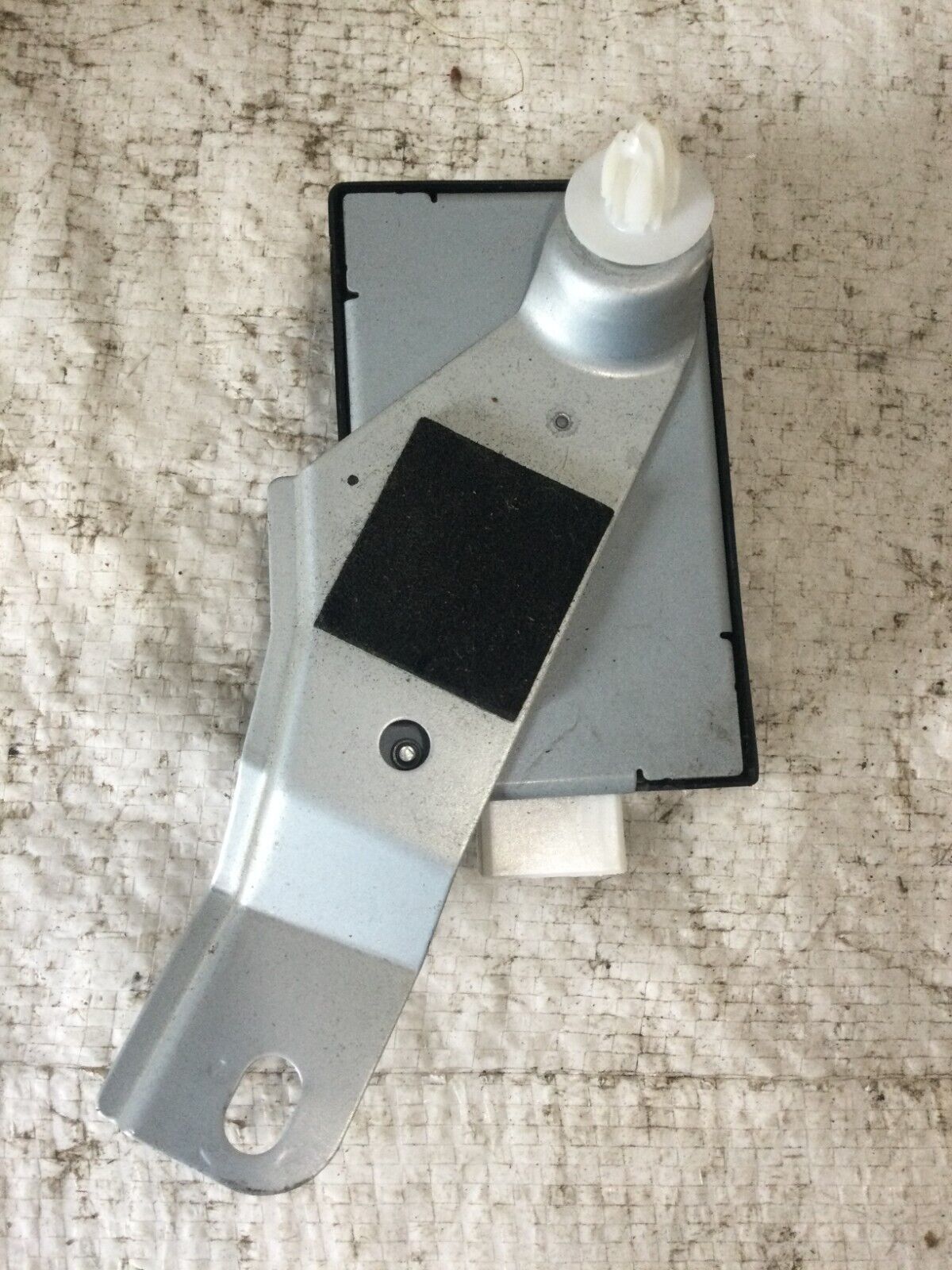 Toyota Prius Tire Pressure Module 89760-47010 2005-2009 OEM