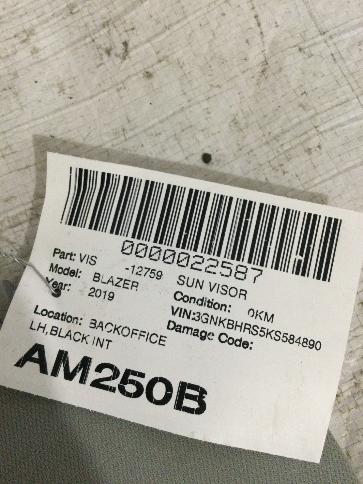 2019-2022 Chevrolet Blazer Left Driver Sun Visor OEM 13591872