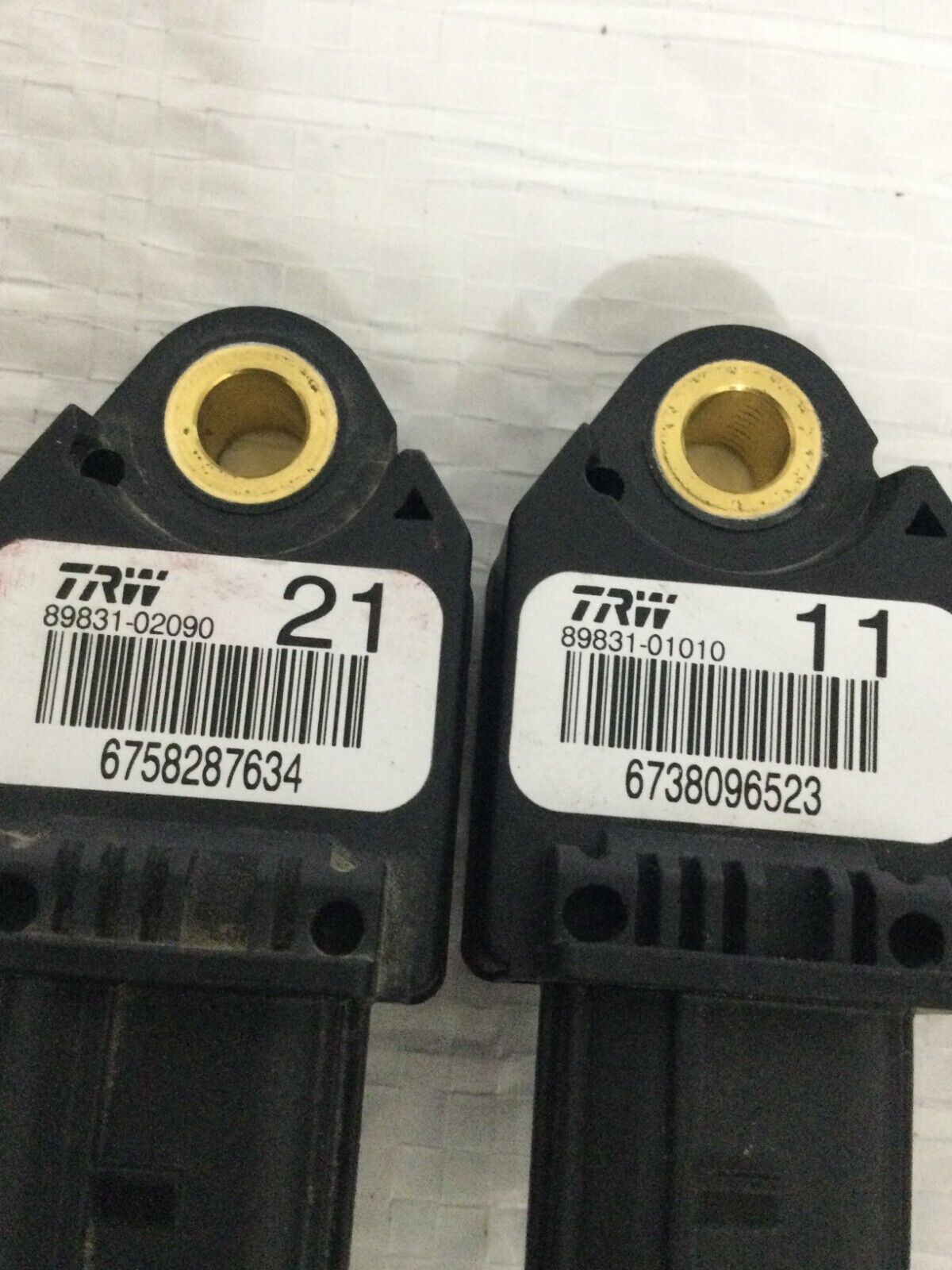 89831-02090 89831-01010 2009 2010 Toyota Corolla Front Crash Impact Sensor OEM