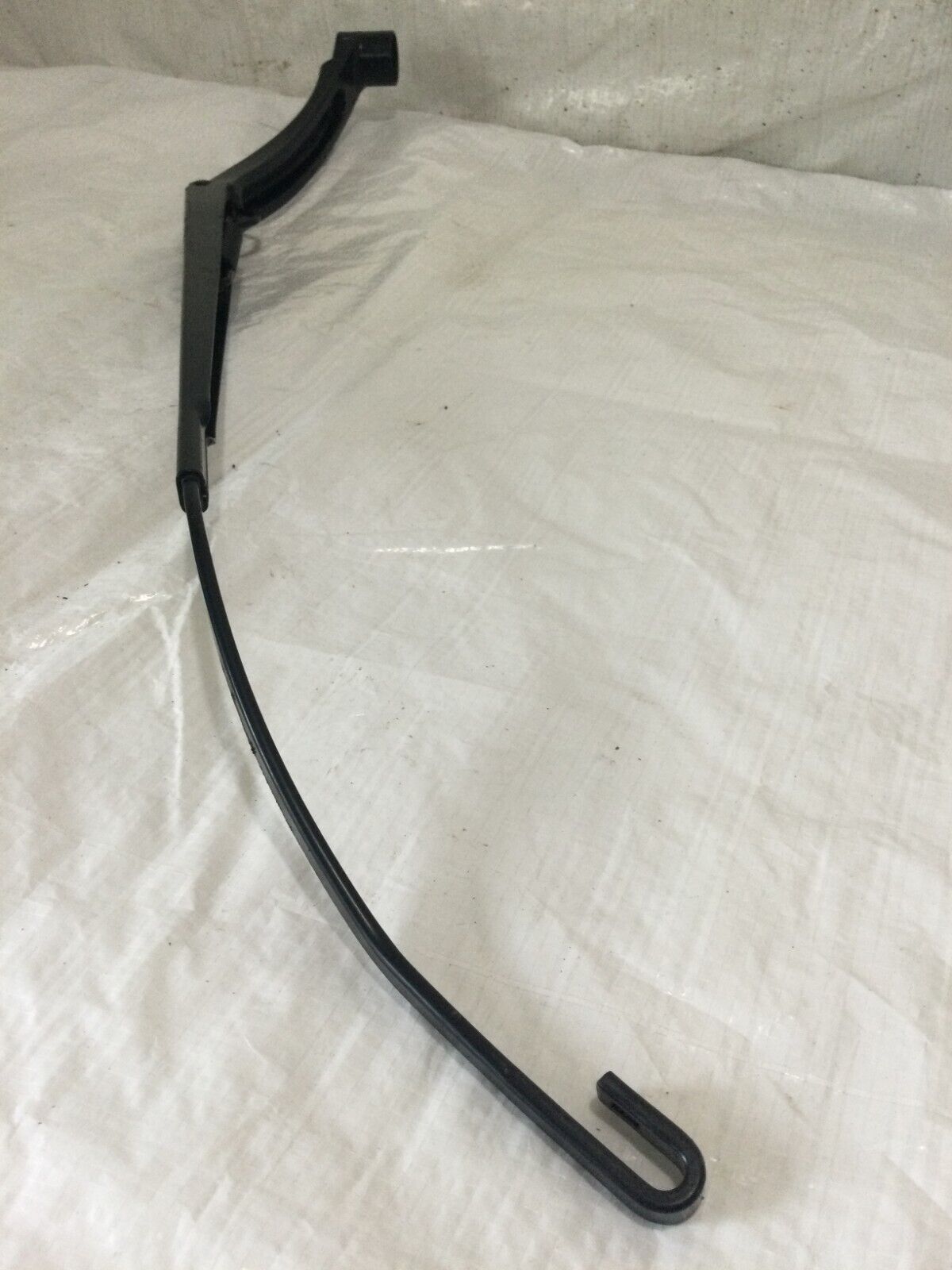2020 Nissan Rogue Left Rear Windshield Wiper Arm OEM