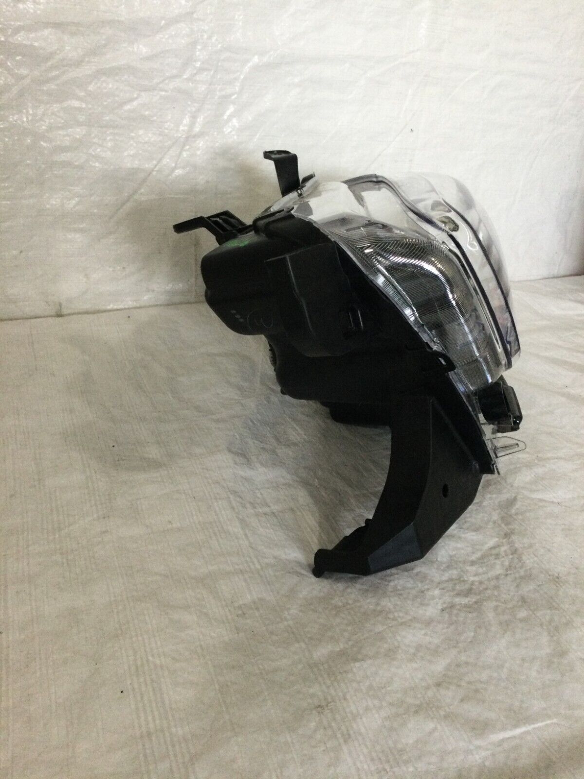 2022 Toyota Tacoma Headlight Head Light Driver Left LH Halogen OEM