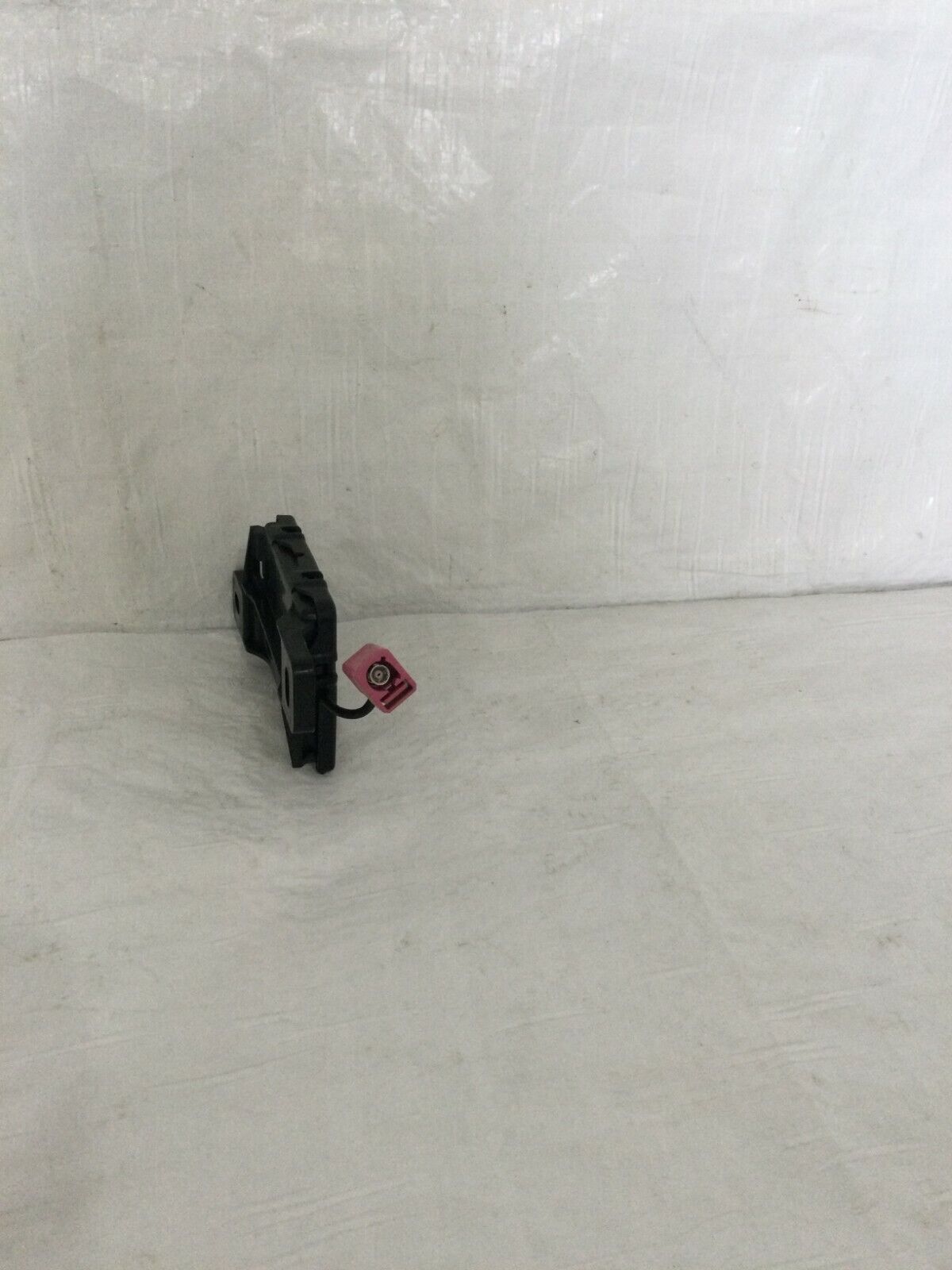 Remote Start & Keyless Entry Antenna Module 2015 Dodge RAM 1500 68144668AB OEM