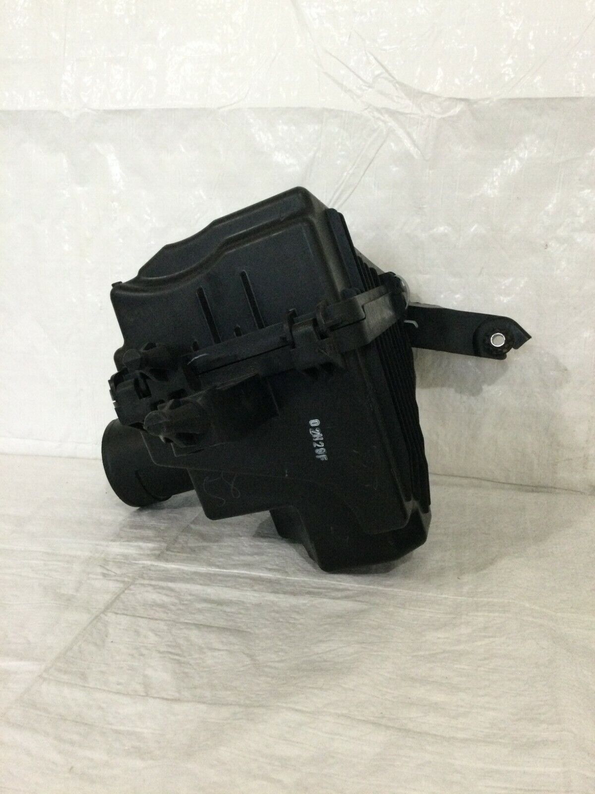 2020 Nissan Rogue Air Cleaner Filter Box Assembly OEM