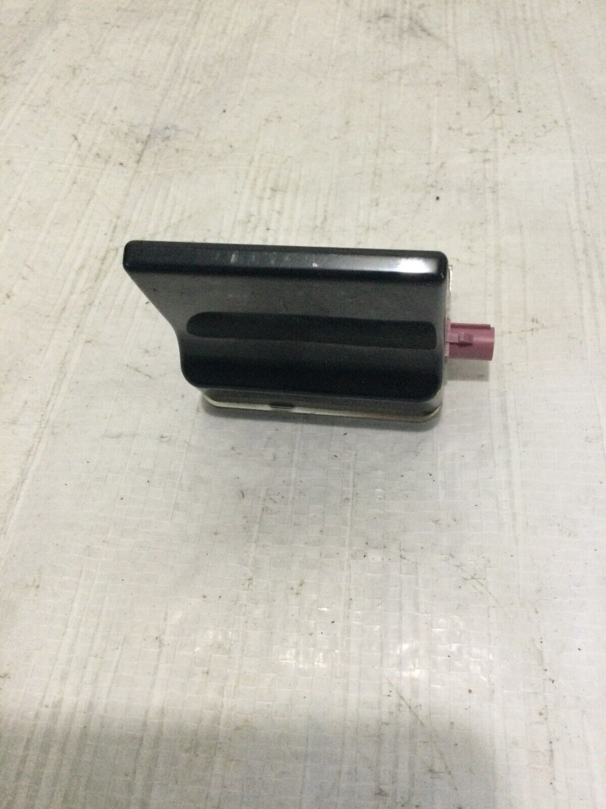 2021 Ram 3500 Satellite Antenna Receiver 68293977AA OEM