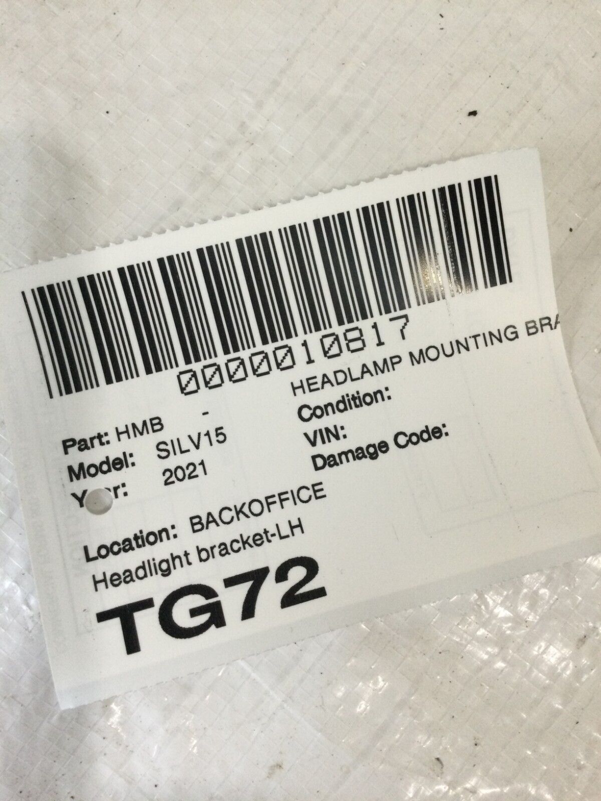 2019-2021 Chevrolet Silverado 1500 Left Headlight Mounting Bracket OEM 23408116