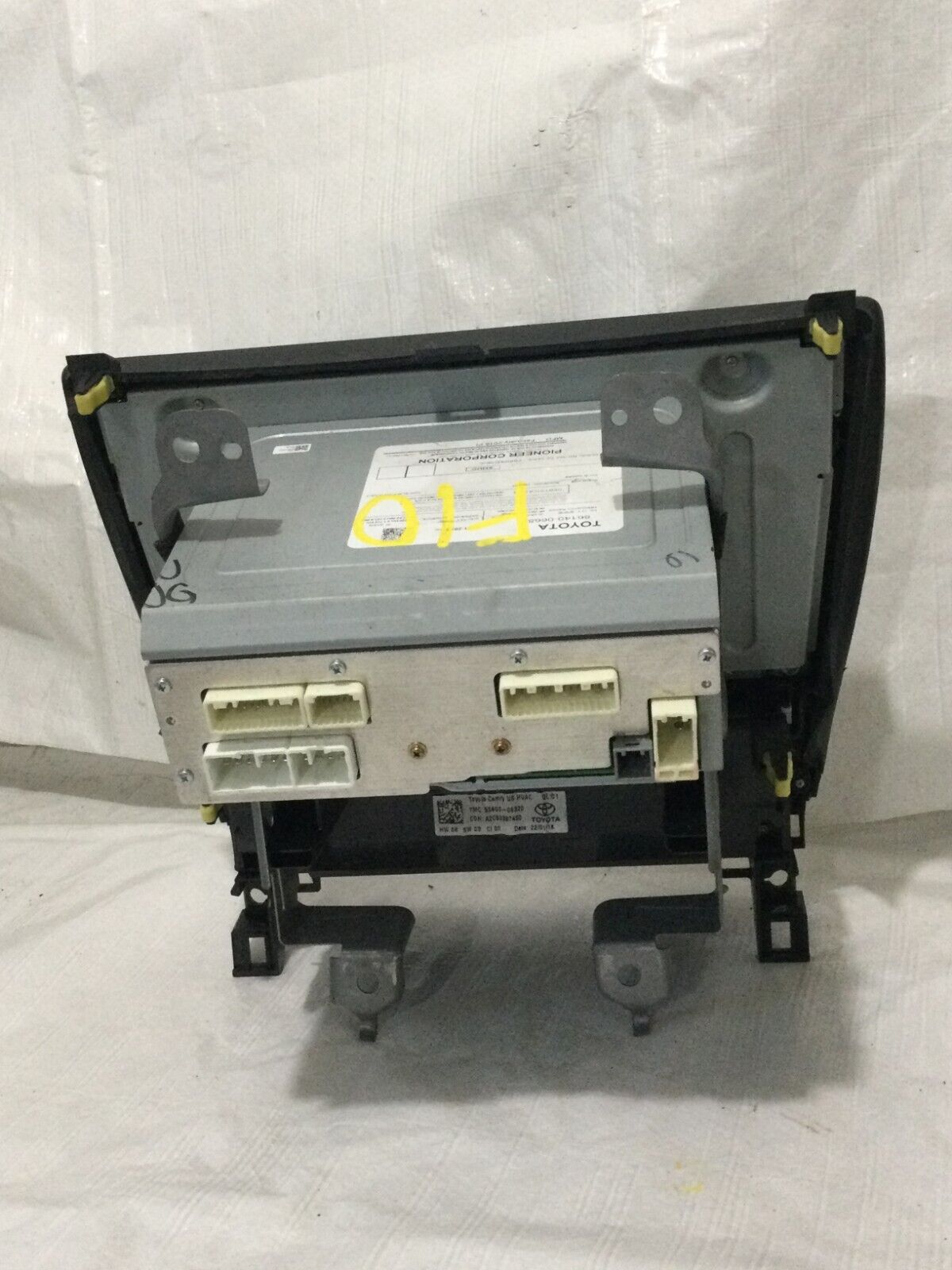 Toyota Camry 15-17 Radio Receiver Info Screen Display 86140-06680 OEM