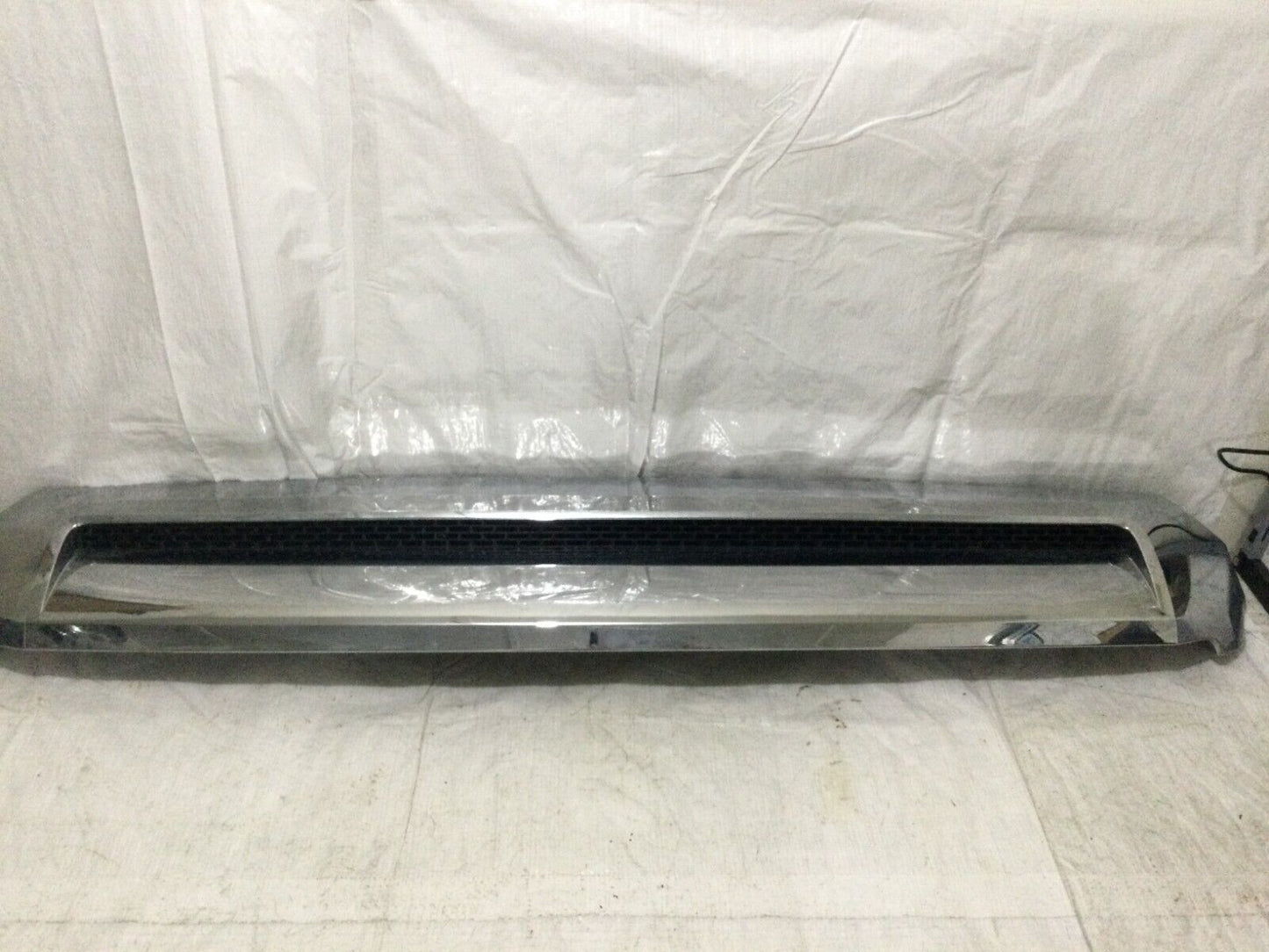 Toyota Tundra 2014-2021 Chrome Upper Grill Hood Bulge Air Intake Grille OEM