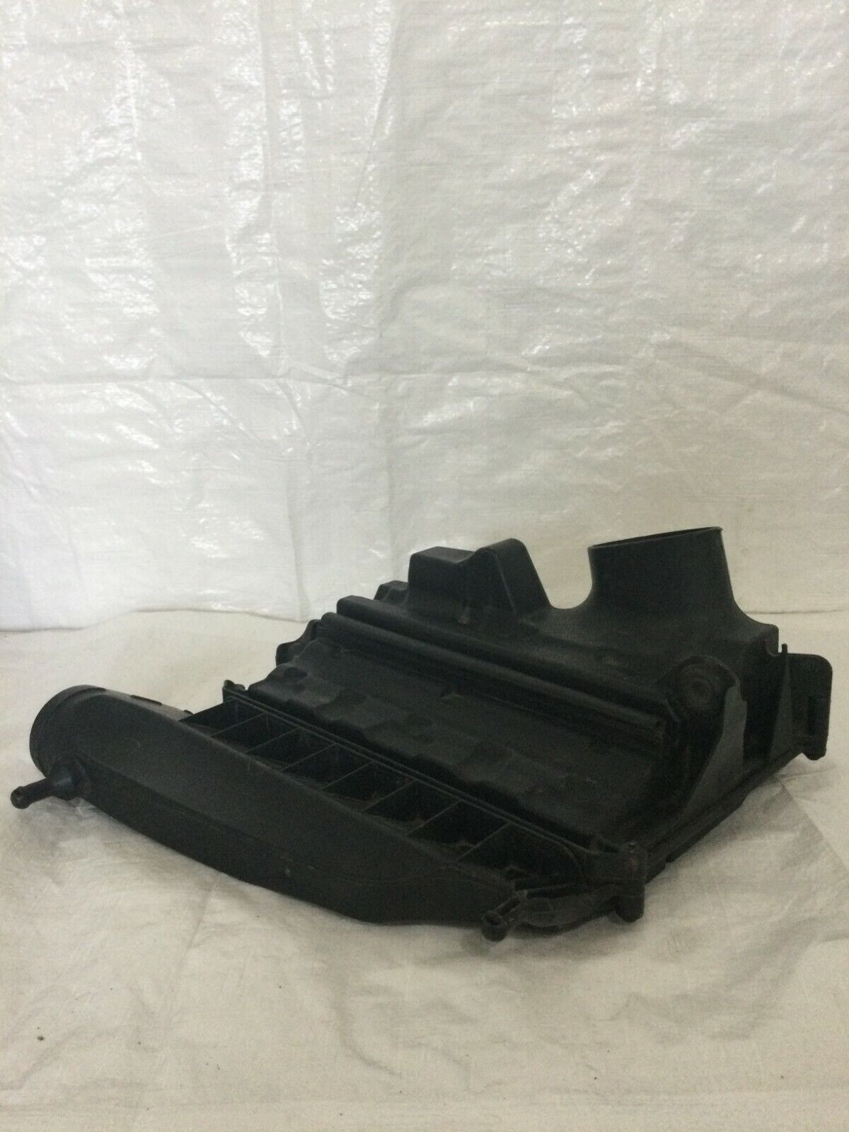 Mercedes W164 ML350 S350 Bluetec Diesel Air Intake Filter Box Right 6420904201