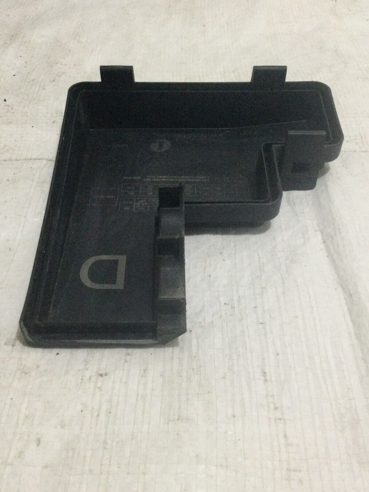 2020 Nissan Rogue Fuse Box LID Cover Panel OEM