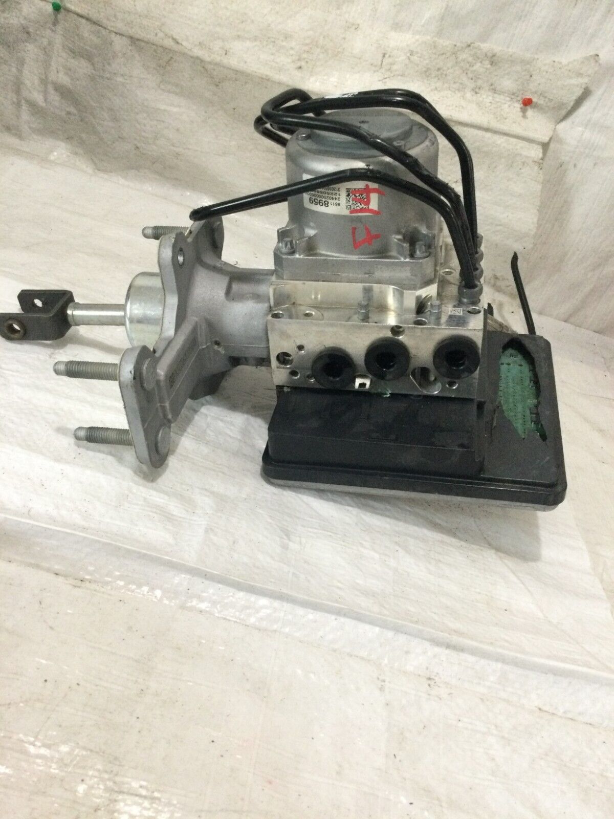 2021 Chevrolet Silverado 1500 Hydro ABS Anti-Lock Brake Pump Assembly 85118959