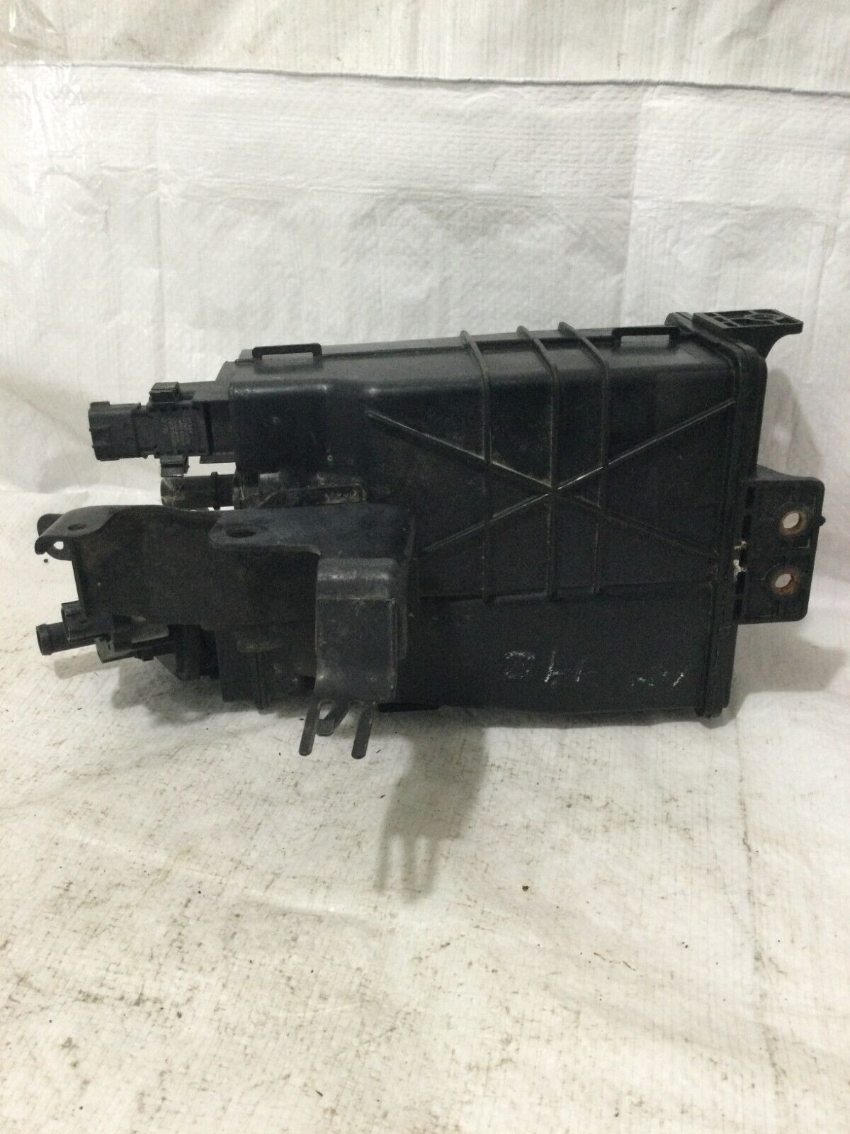 2020 Nissan Rogue Sport Evaporator canister OEM