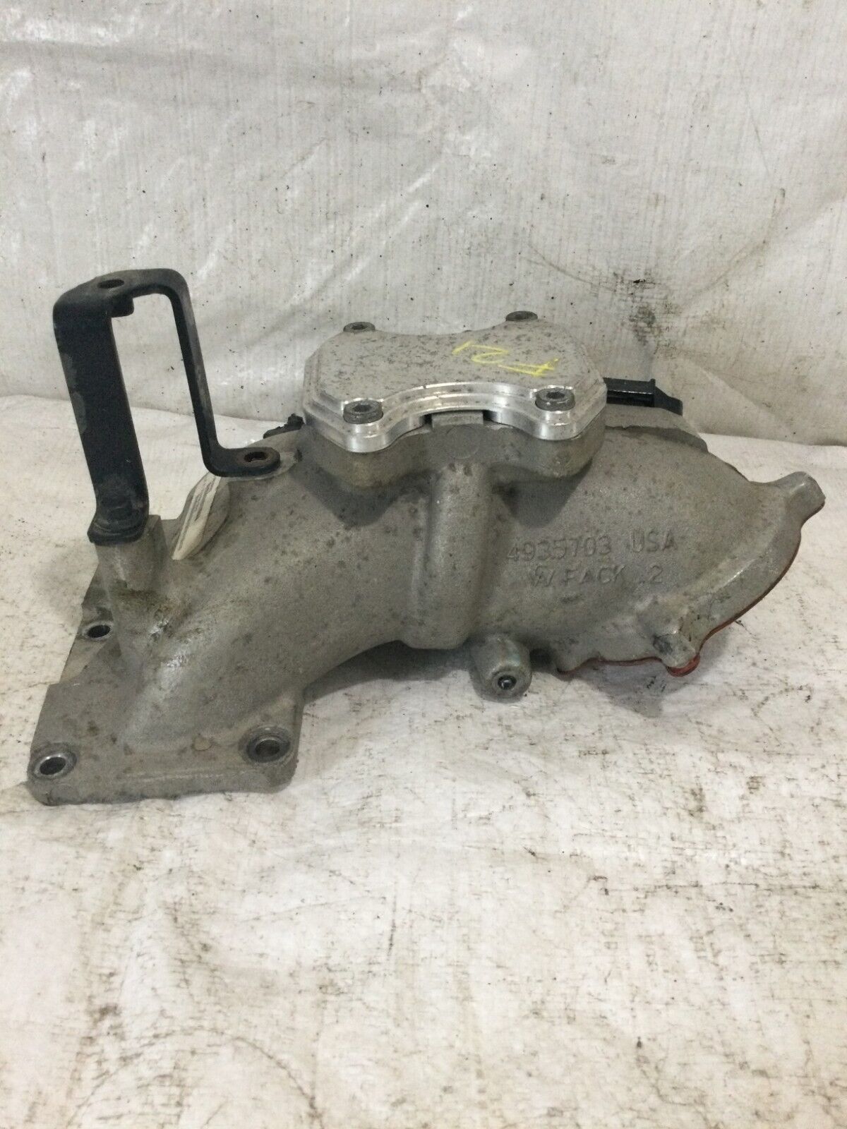 RAM 2500 3500 6.7l Cummins Diesel EGR Intake Horn 2007 OEM