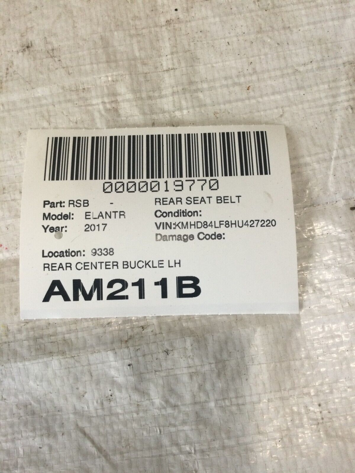 2017 Hyundai Elantra Rear Left Center Seat Belt Buckle OEM