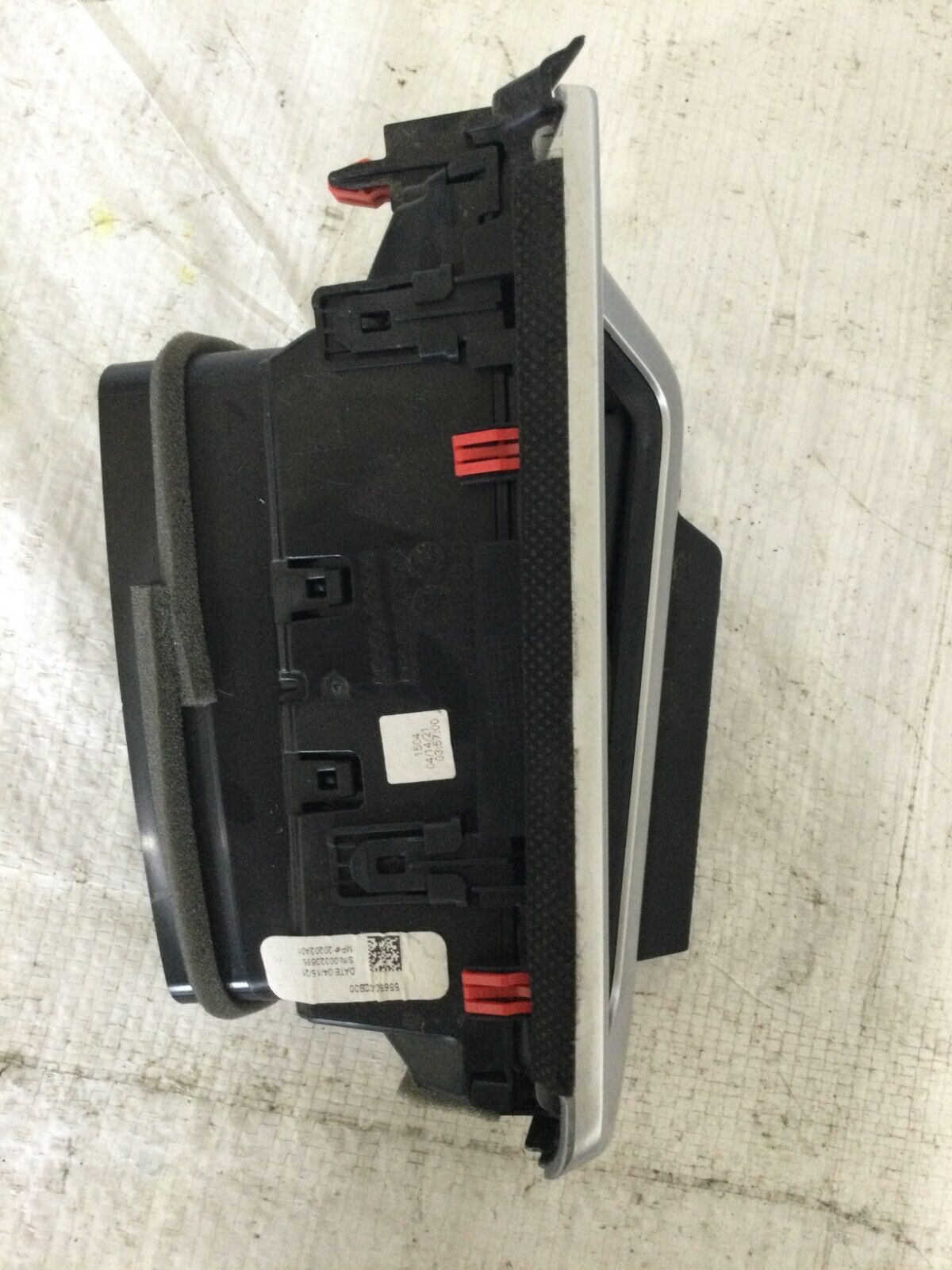 2019-2022 Toyota Corolla Dash Left Outer Air Vent Grille OEM 55650-02800