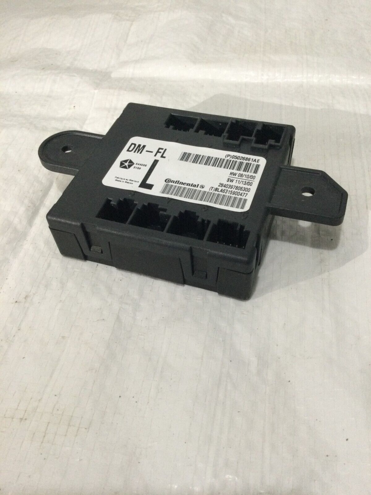 2020 Dodge Grand Caravan Front Left Door Control Module 05026861AE OEM