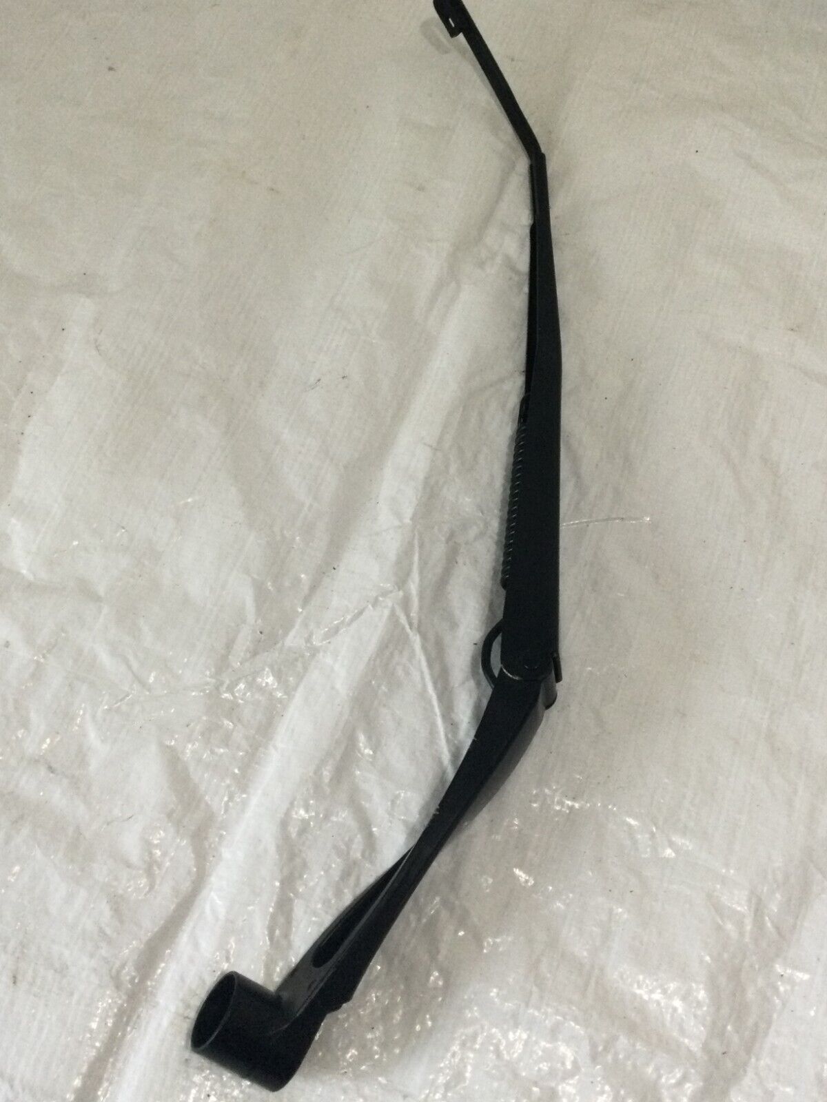 2020 Nissan Rogue Right Rear Windshield Wiper Arm OEM