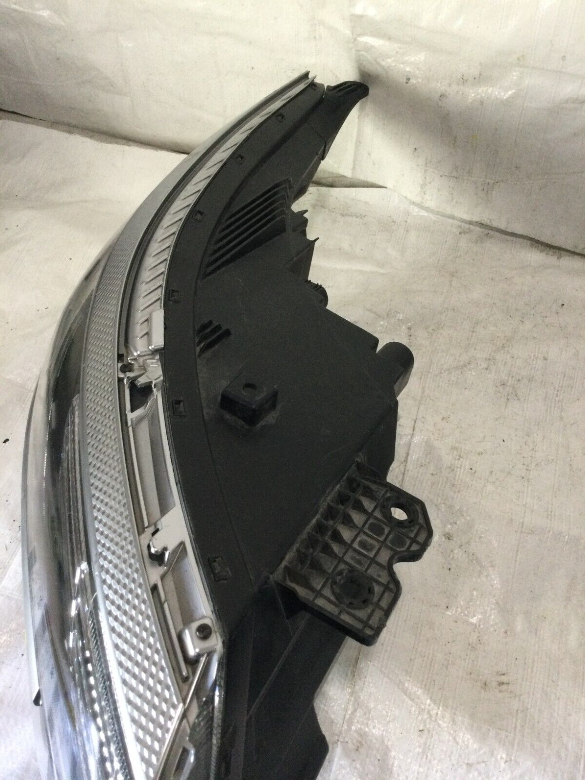 2020-2023 Kia Seltos Halogen/LED Headlight Passenger Right RH Side OEM