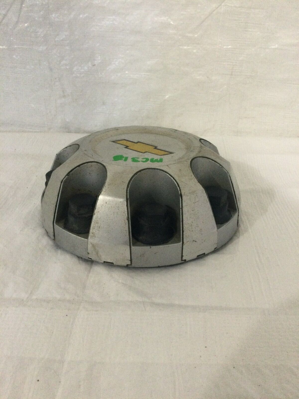 Chevy Silverado Suburban 2500 Wheel Center Cap 9596342 OEM