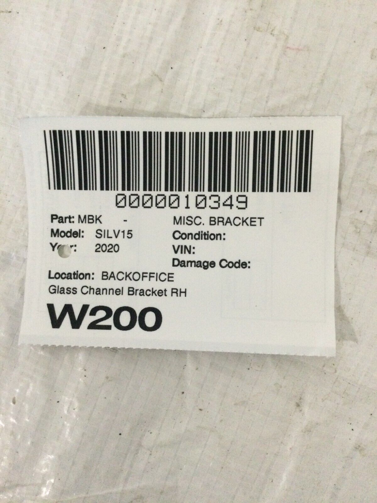 2020 Chevrolet Silverado 1500 Door Window Glass Channel Bracket Right OEM