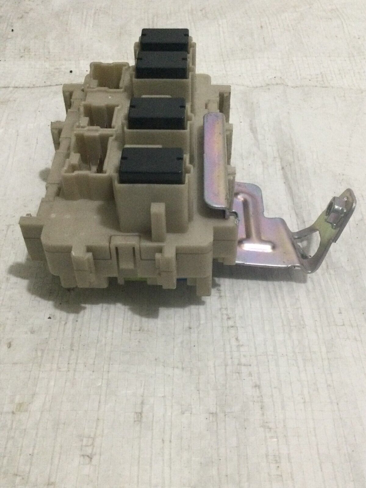 2020 Nissan Rogue Cabin Fuse Box Junction Block OEM